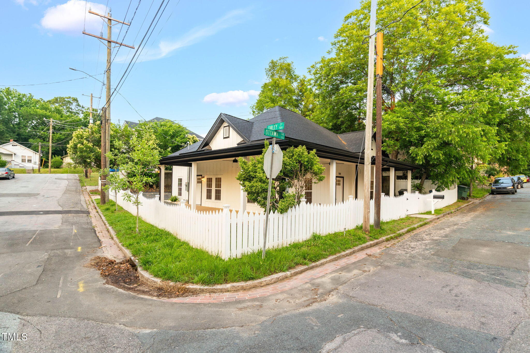 516 Ottawa Avenue Property Photo 4