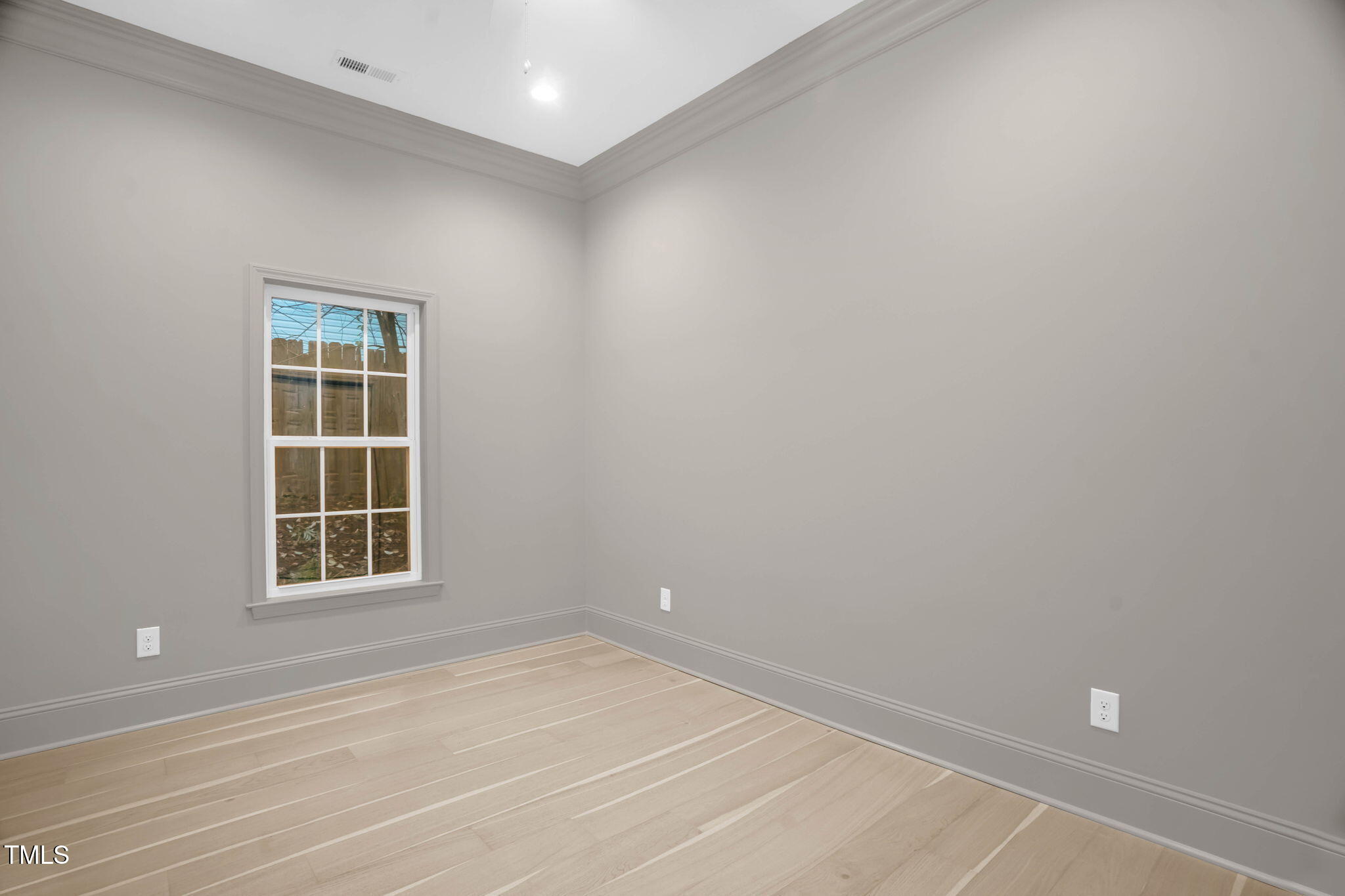 516 Ottawa Avenue Property Photo 21