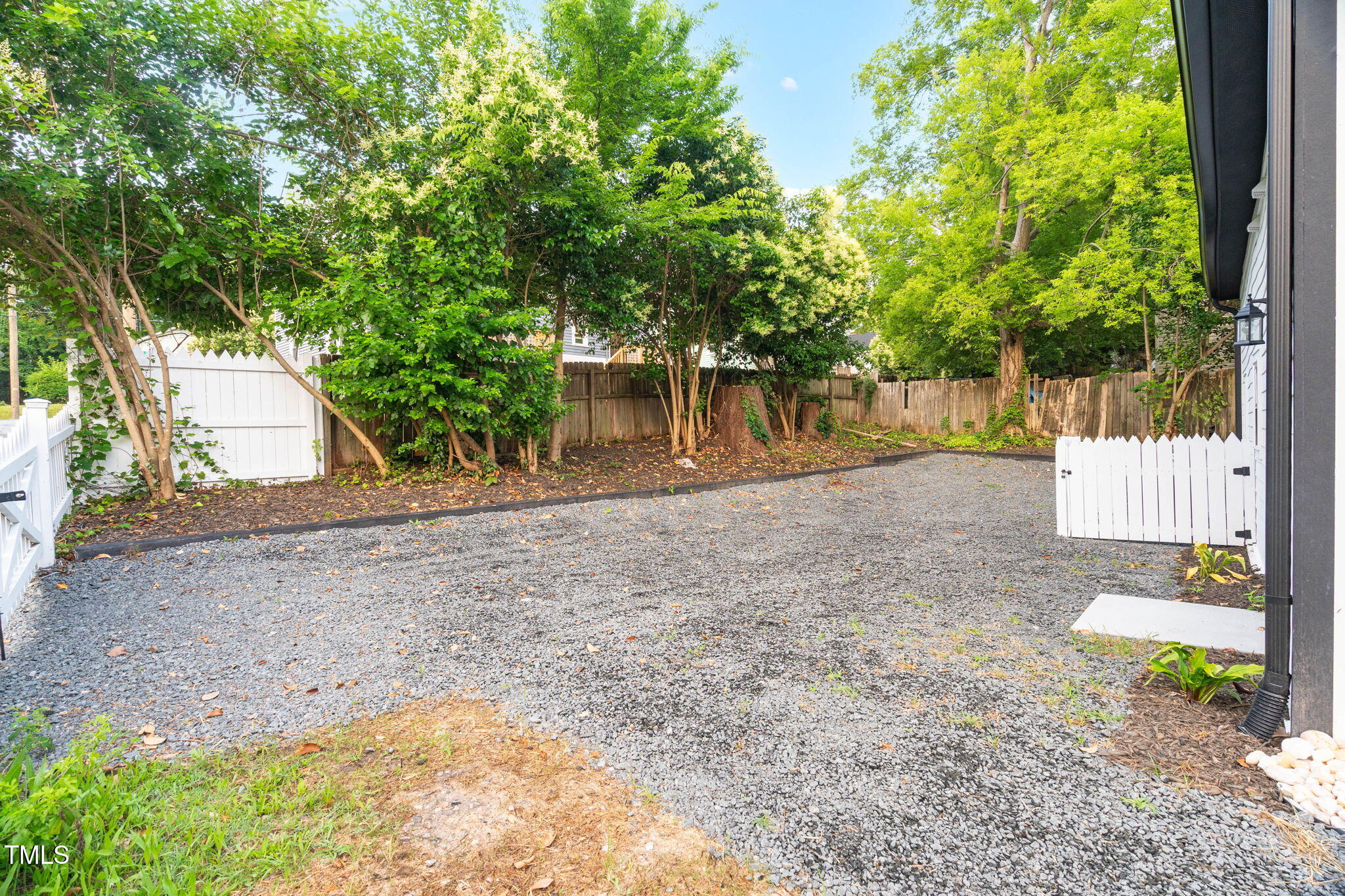 516 Ottawa Avenue Property Photo 26
