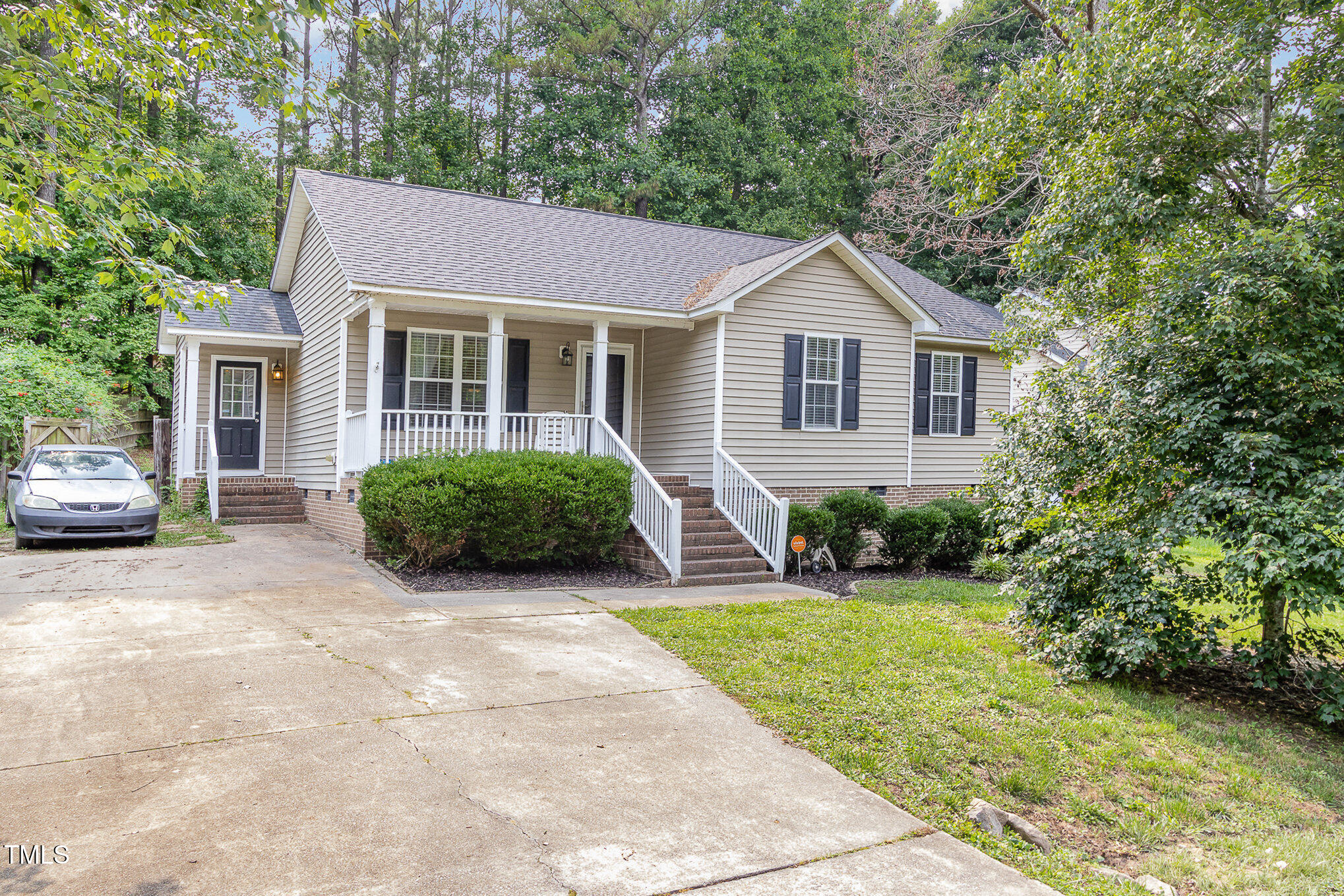 5817 Seward Drive Property Photo 1
