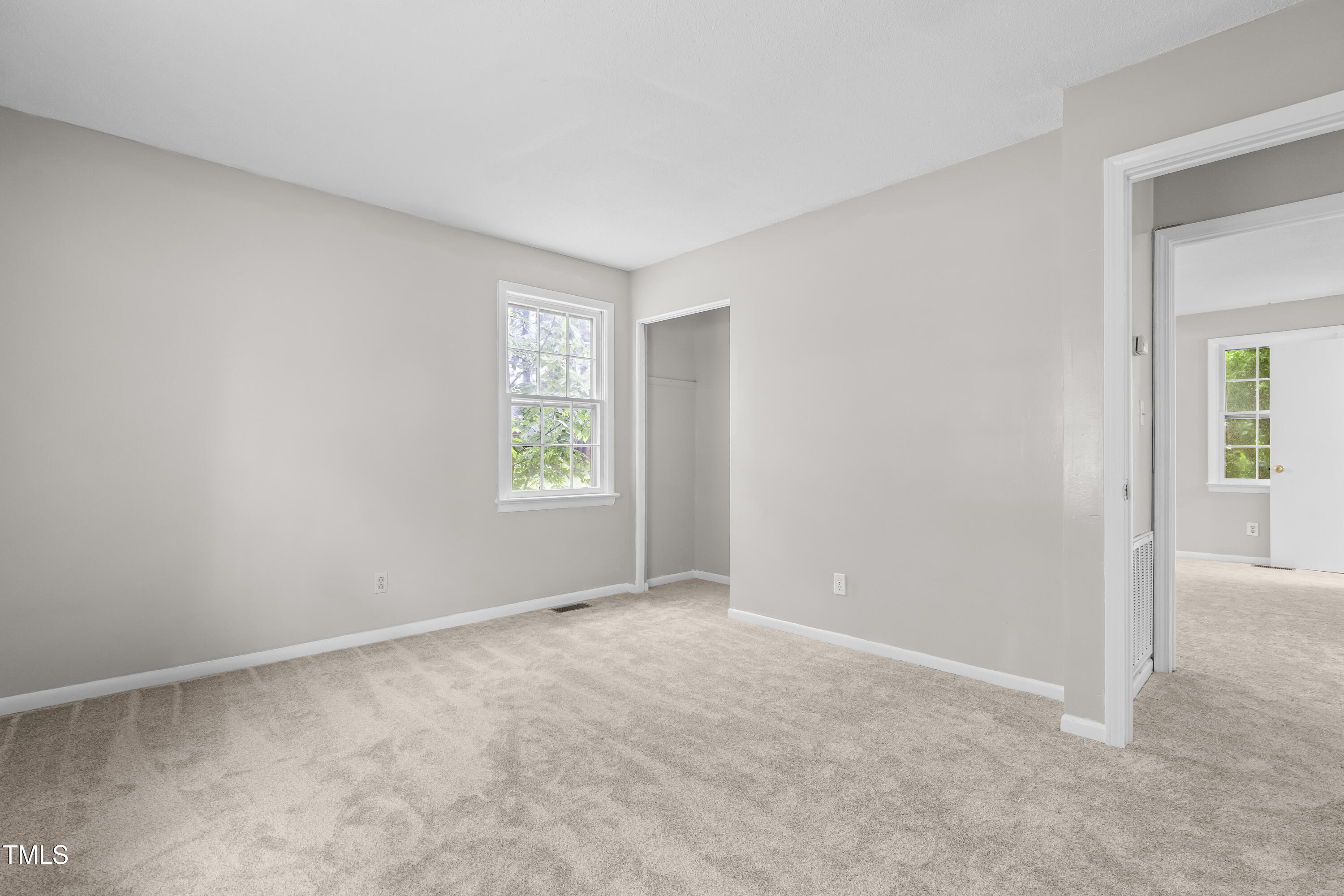 250 Dixon Road Property Photo 16