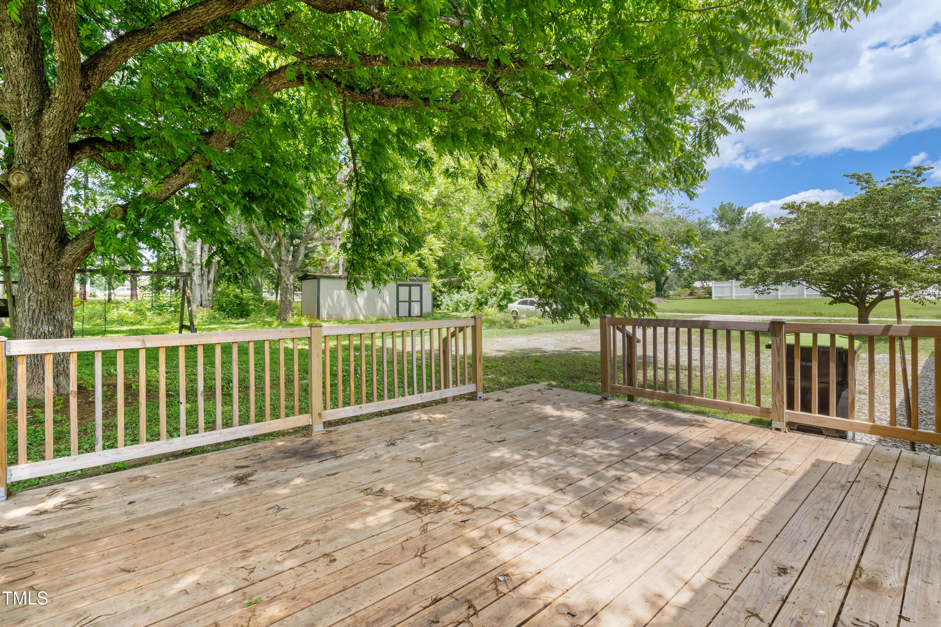 250 Dixon Road Property Photo 18