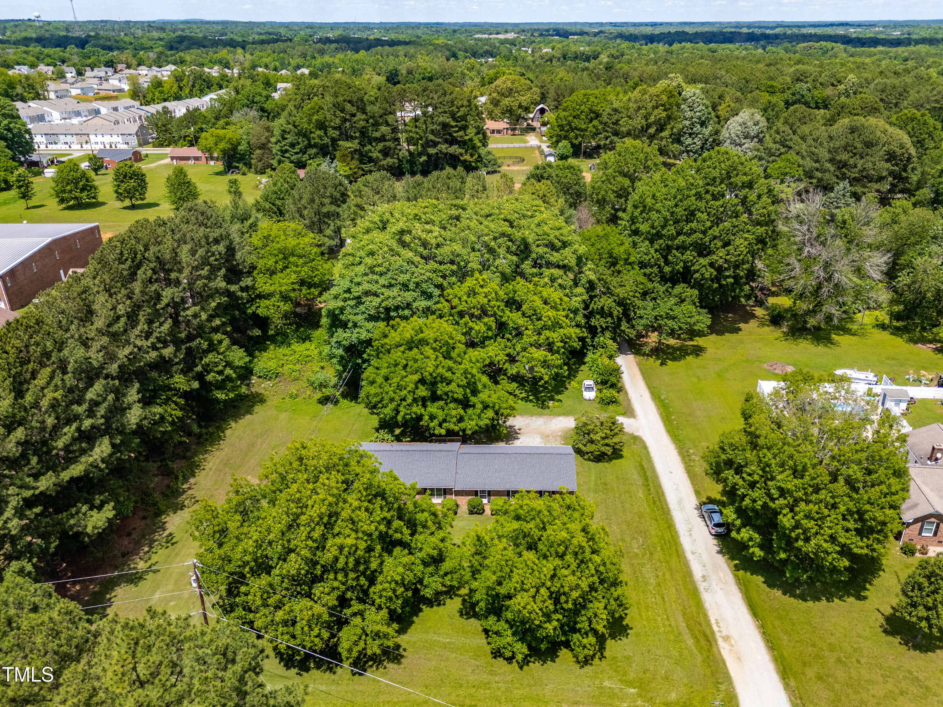 250 Dixon Road Property Photo 22