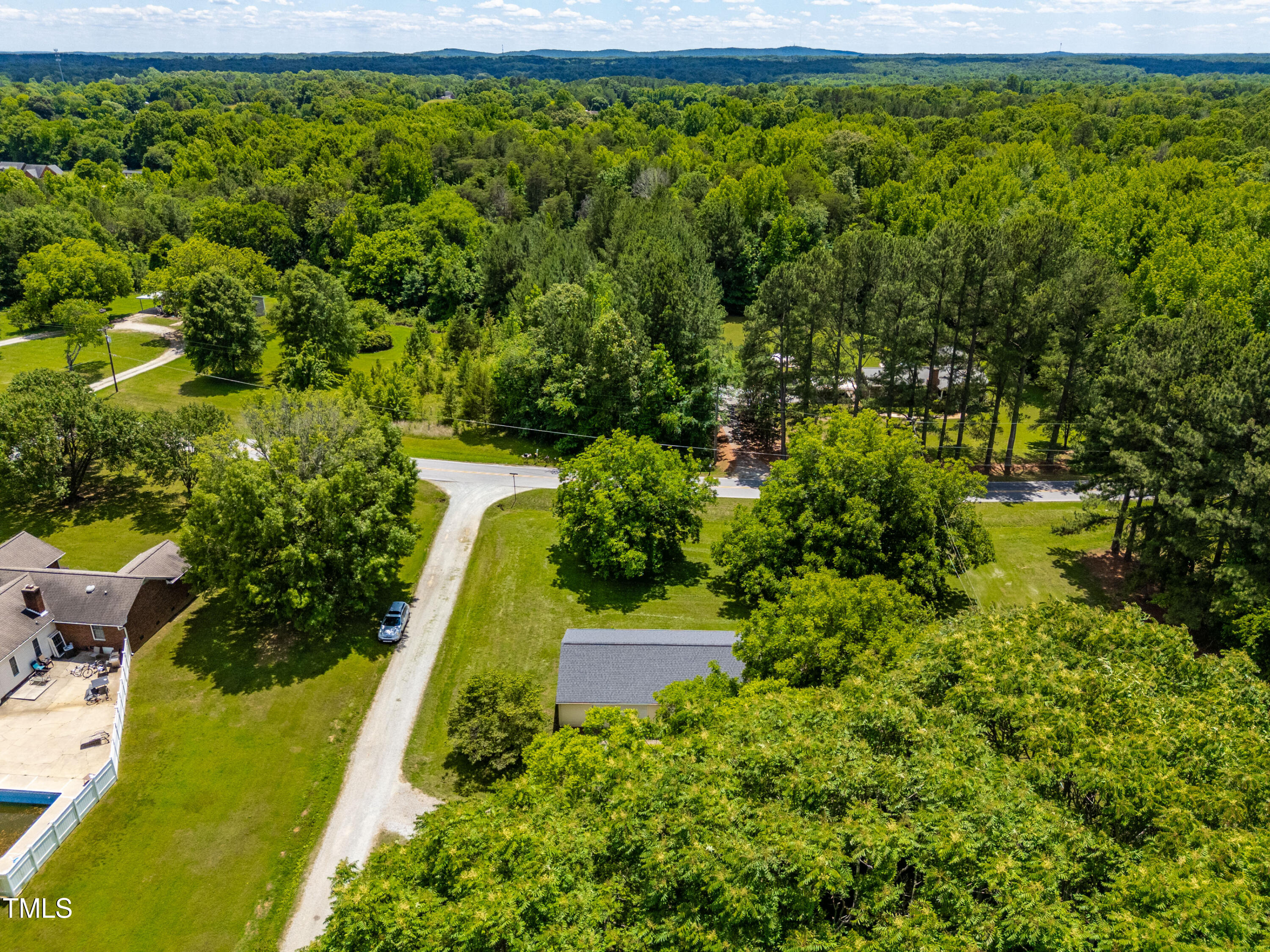 250 Dixon Road Property Photo 23