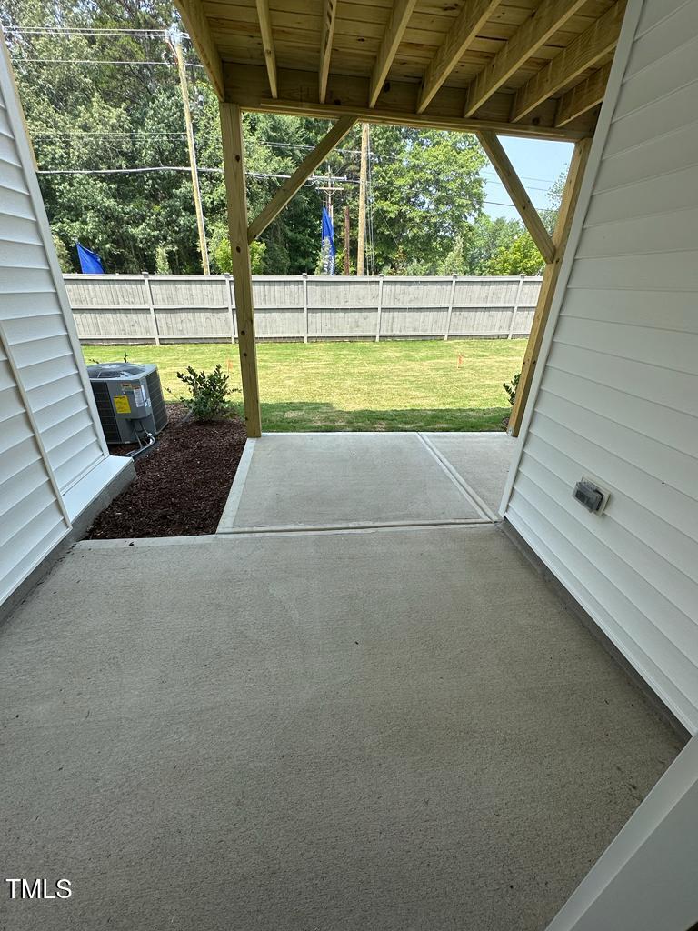 5002 Jayden Drive Drive Property Photo 3