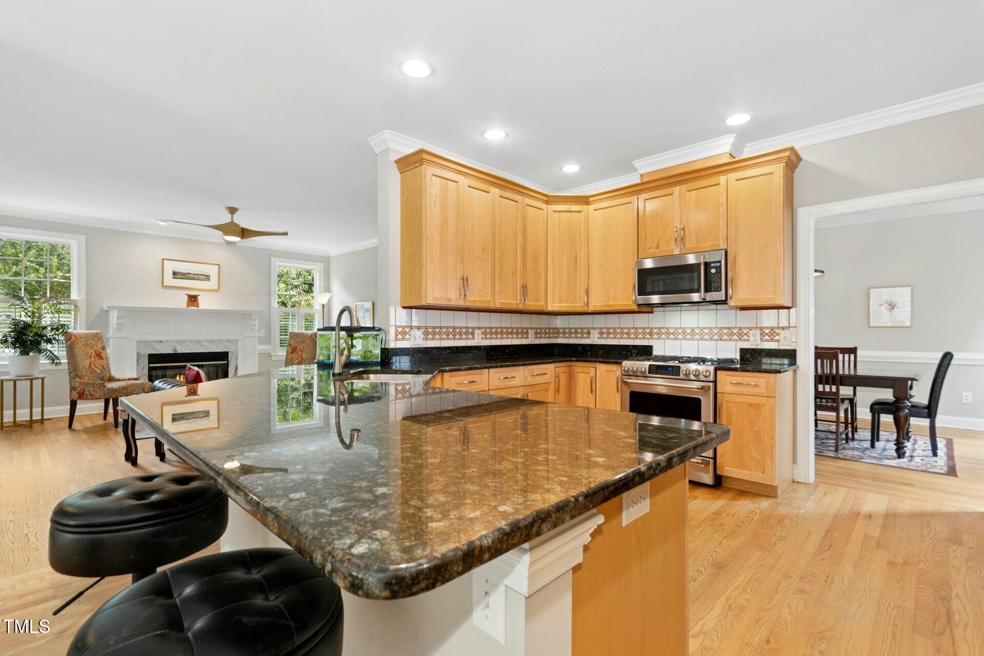 800 Highgrove Drive Property Photo 15