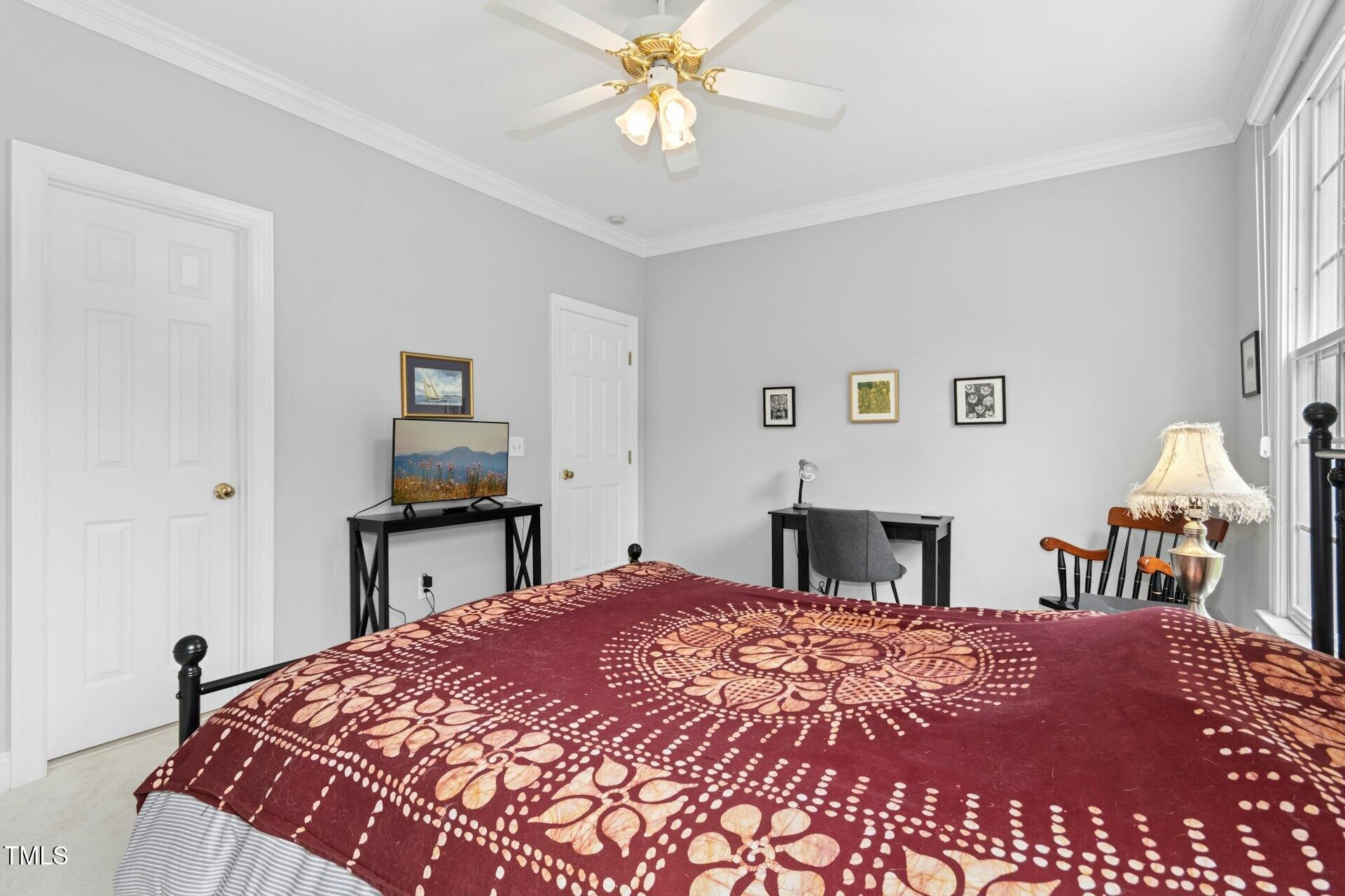 800 Highgrove Drive Property Photo 21