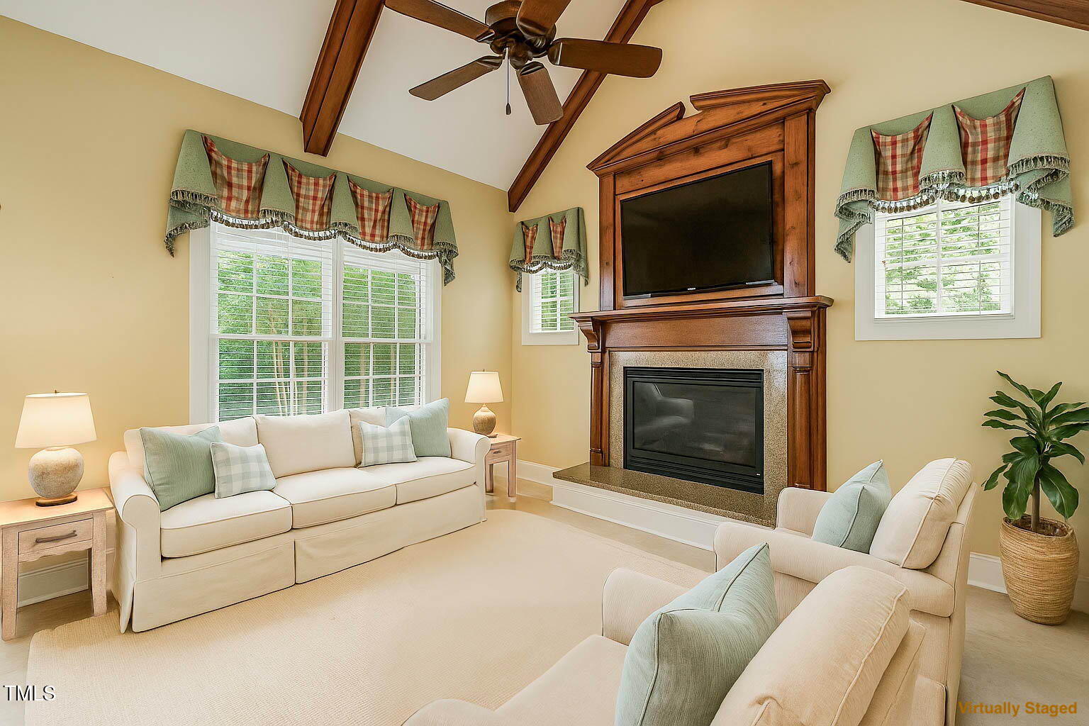 3728 Westbury Lake Drive Property Photo 5