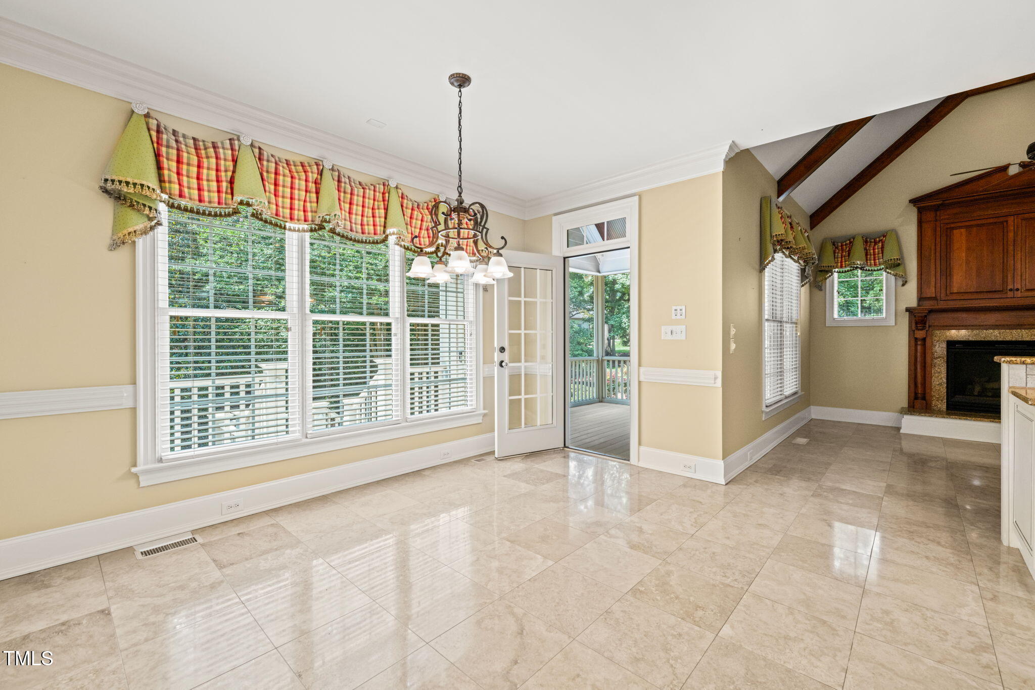 3728 Westbury Lake Drive Property Photo 26