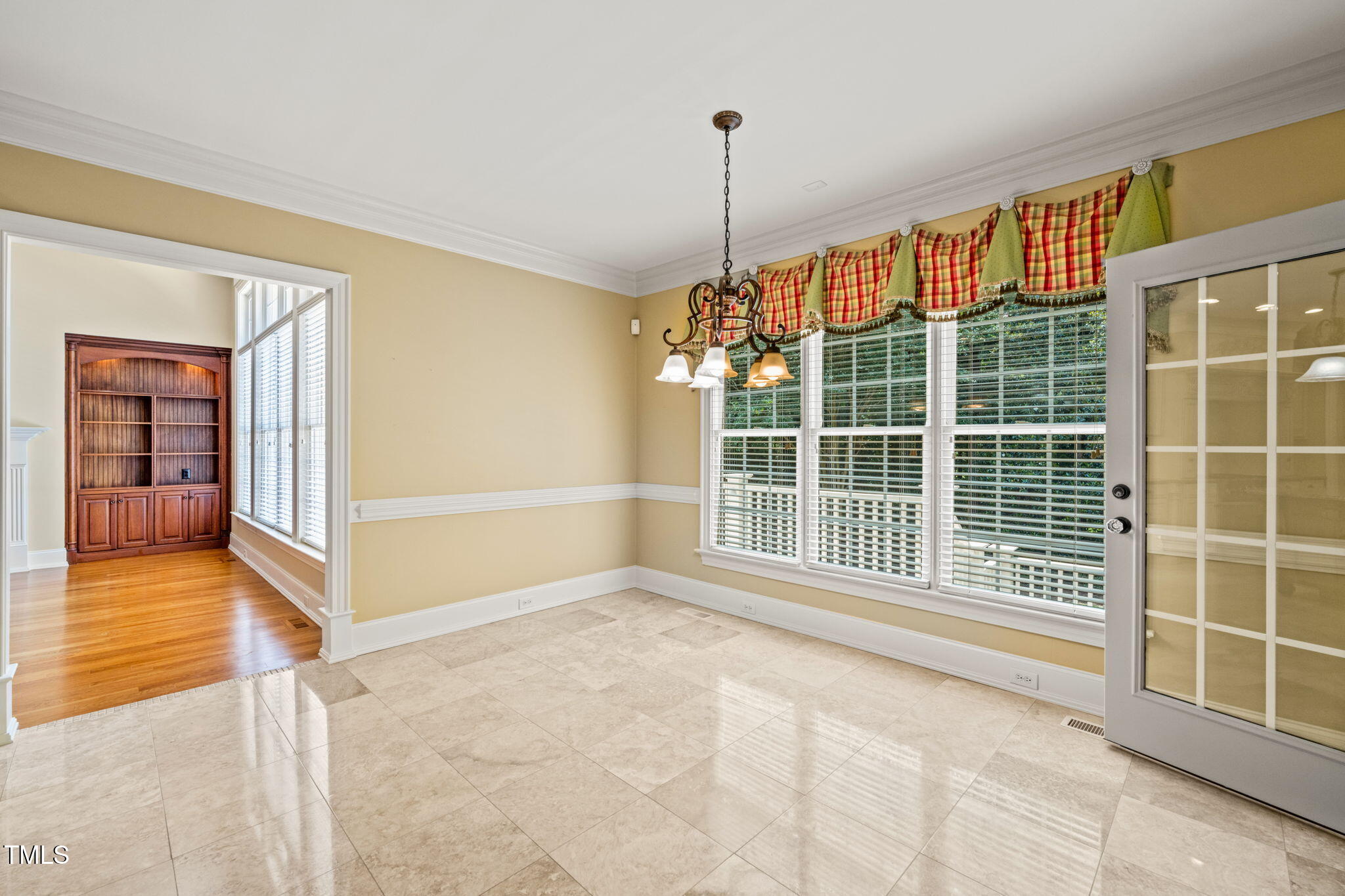 3728 Westbury Lake Drive Property Photo 27