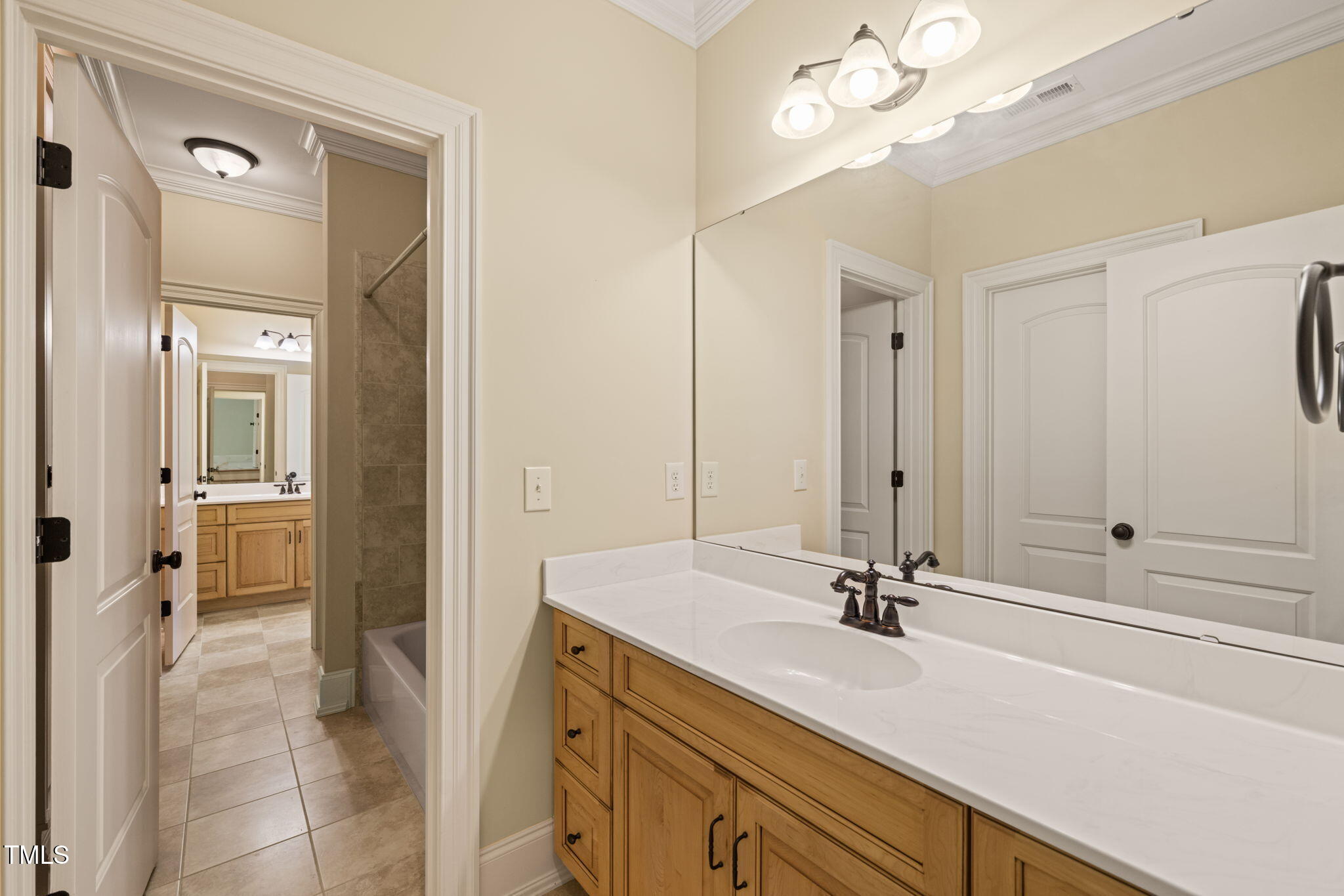 3728 Westbury Lake Drive Property Photo 46