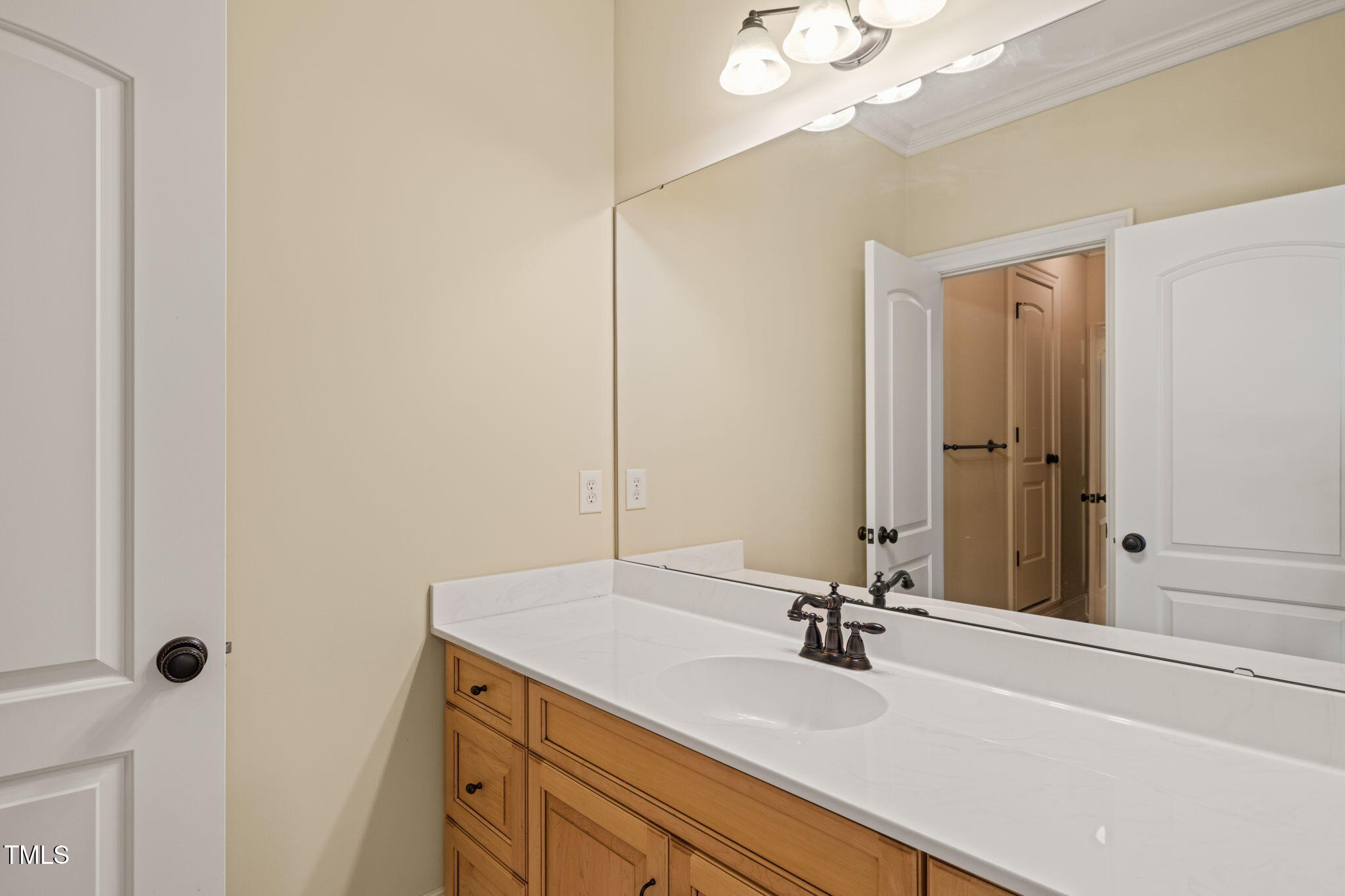 3728 Westbury Lake Drive Property Photo 48