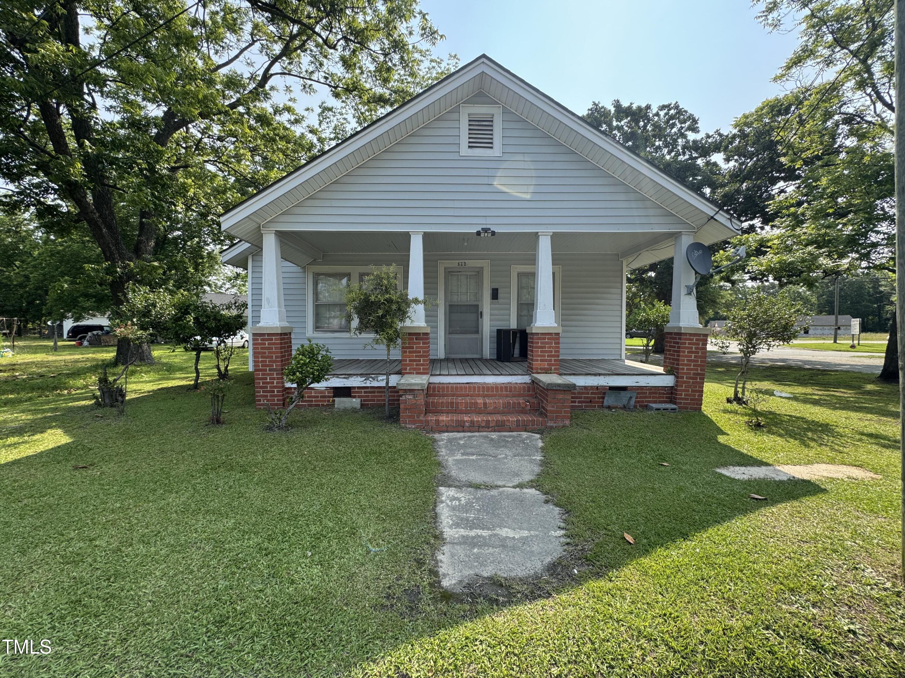429 5th & Brogden Road Property Photo 1