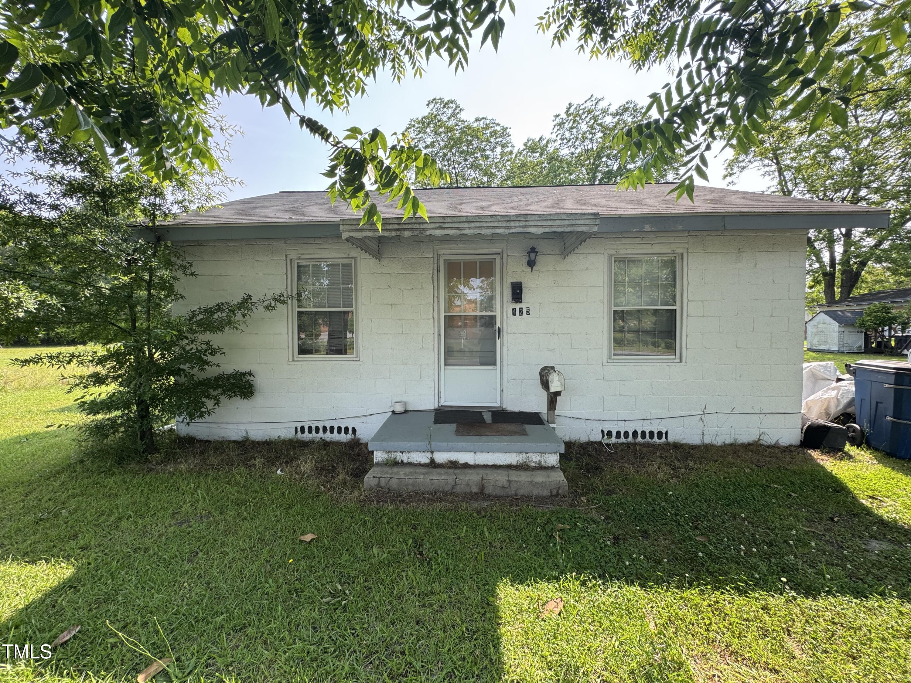 429 5th & Brogden Road Property Photo 4
