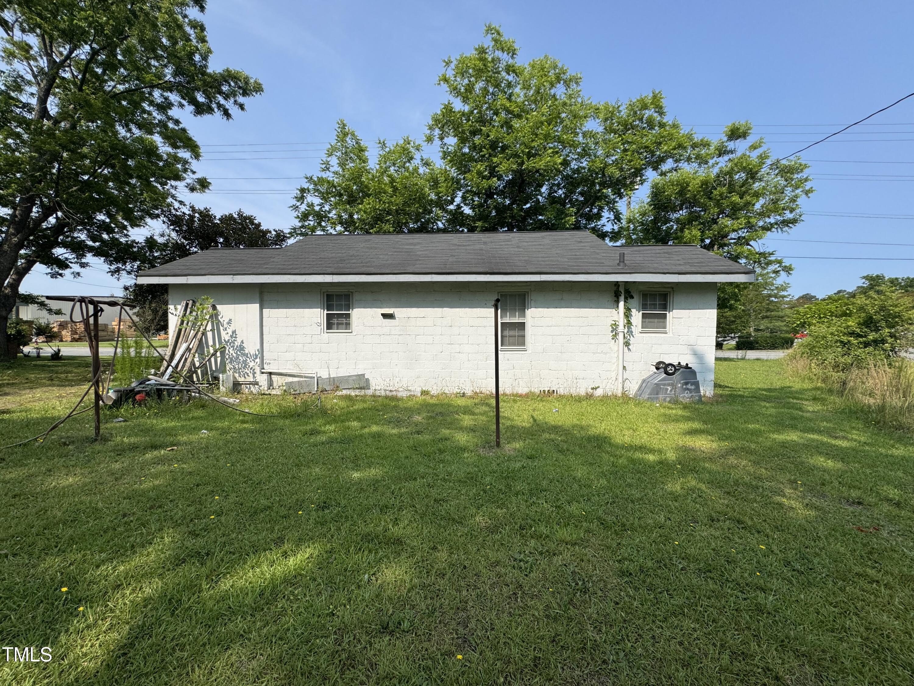 429 5th & Brogden Road Property Photo 11