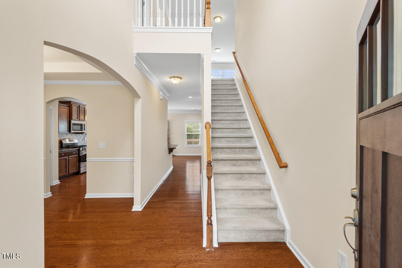 210 Strolling Way Property Photo 3