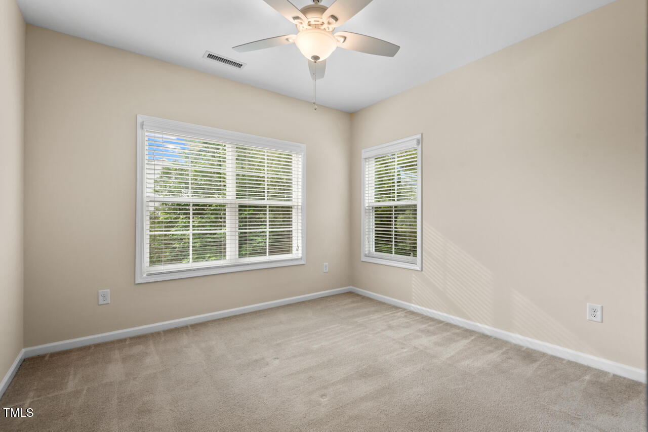 210 Strolling Way Property Photo 22