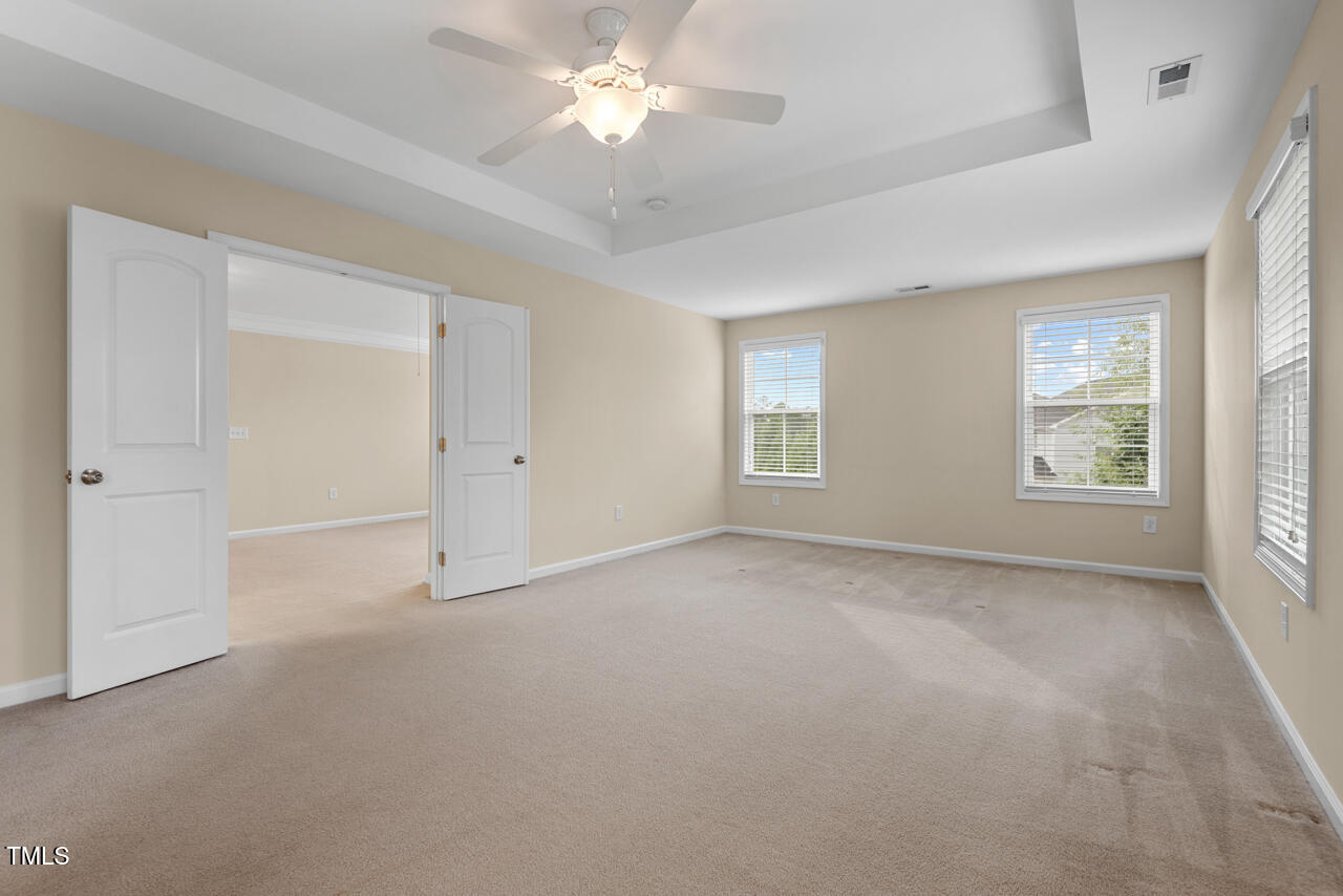 210 Strolling Way Property Photo 27
