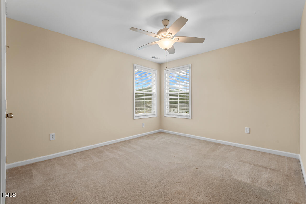 210 Strolling Way Property Photo 34