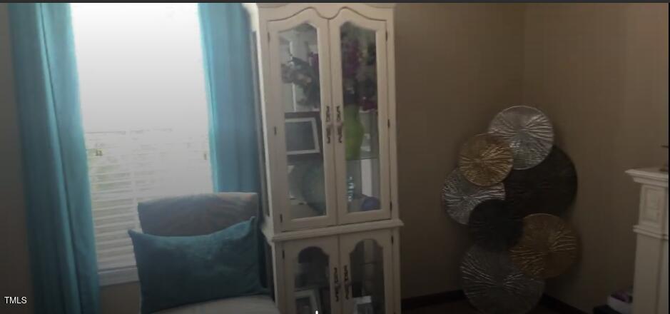 210 Stoney Creek Circle Property Photo 6
