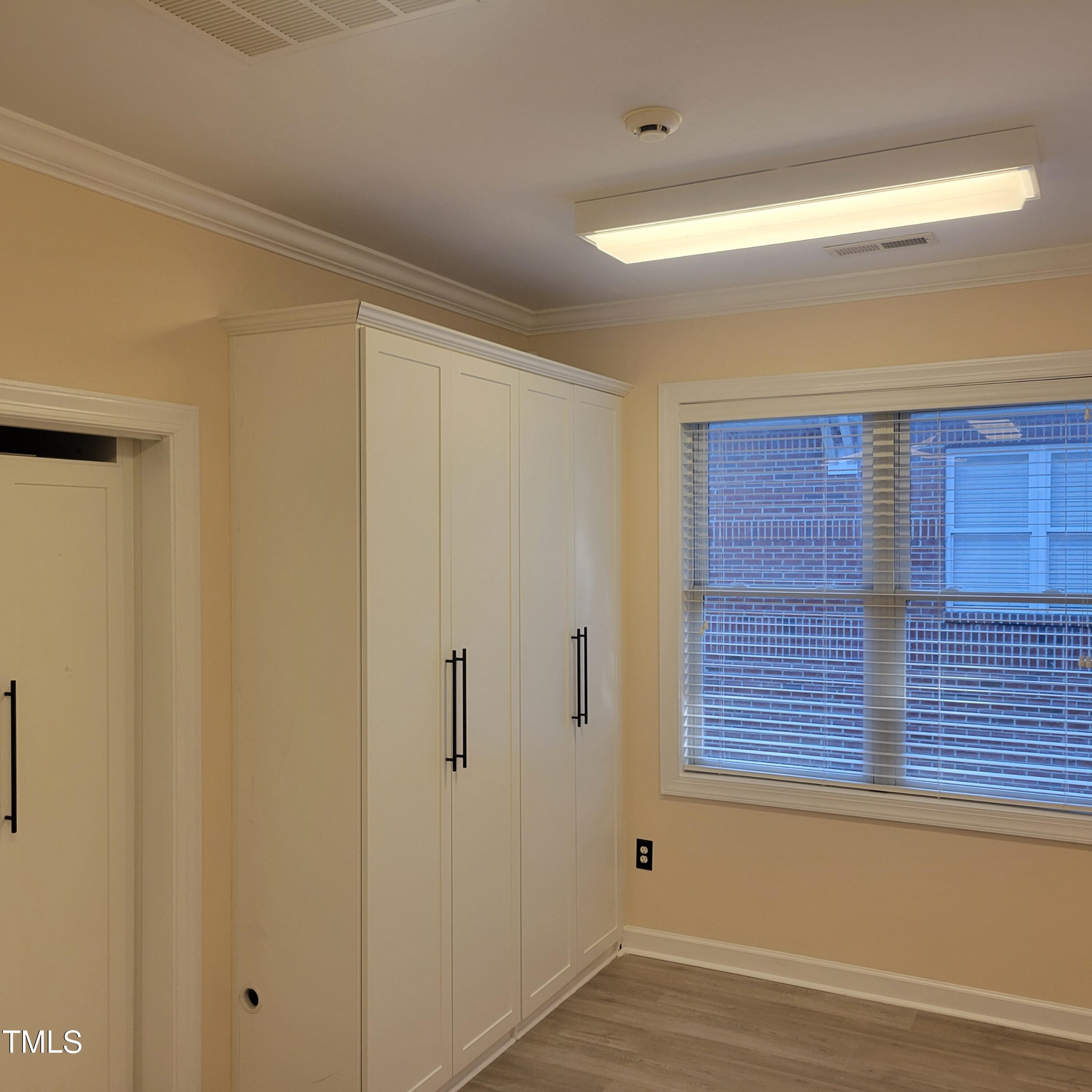 5640 Six Forks Road # 202 Property Photo 4