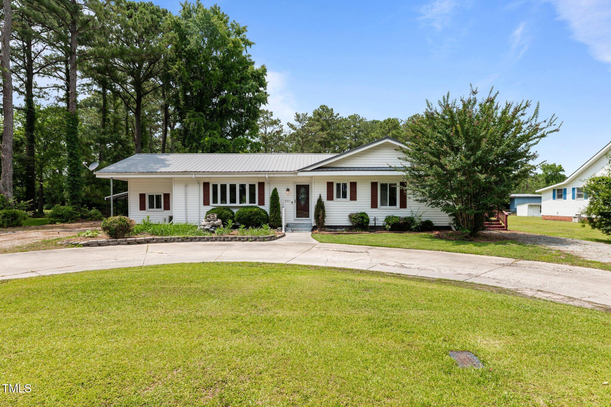 221 Blueberry Lane
