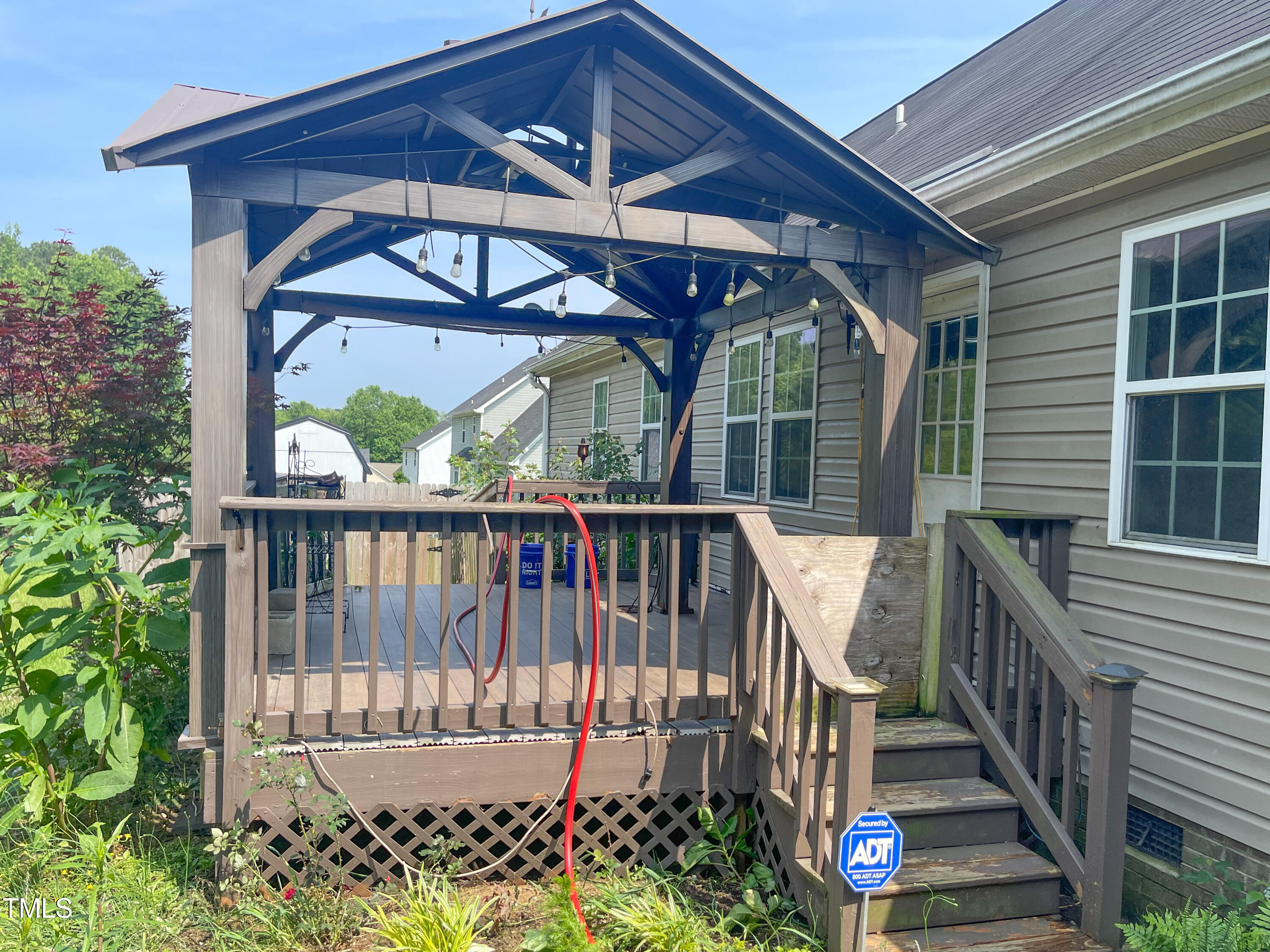 101 Langston Ridge Drive Property Photo 4