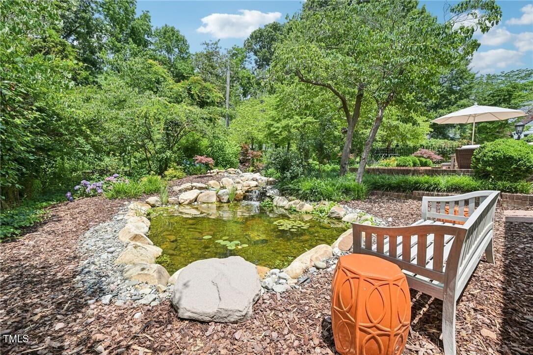 1004 E Willowbrook Drive Property Photo 40