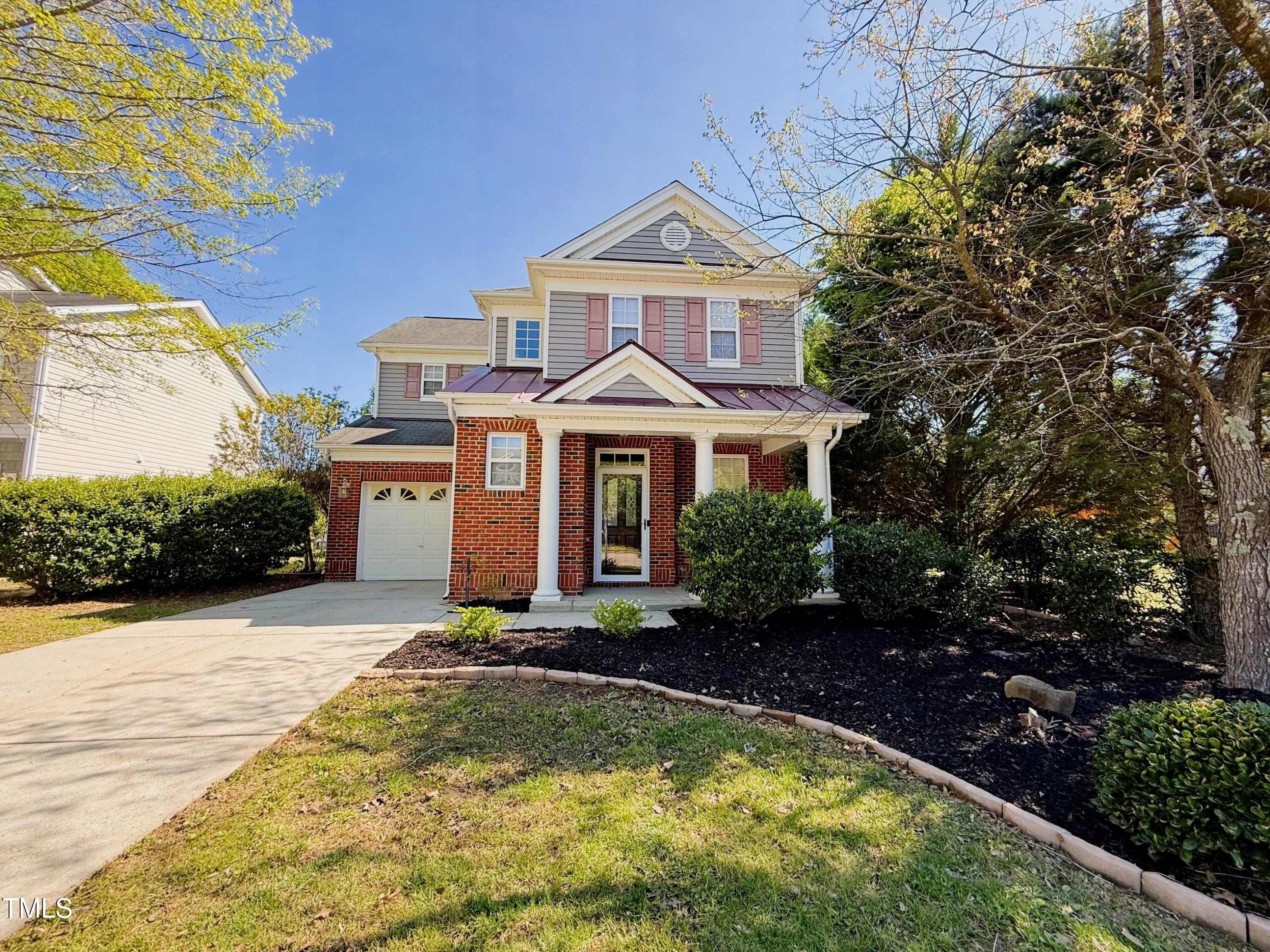 1104 Pebblestone Drive Property Photo 1