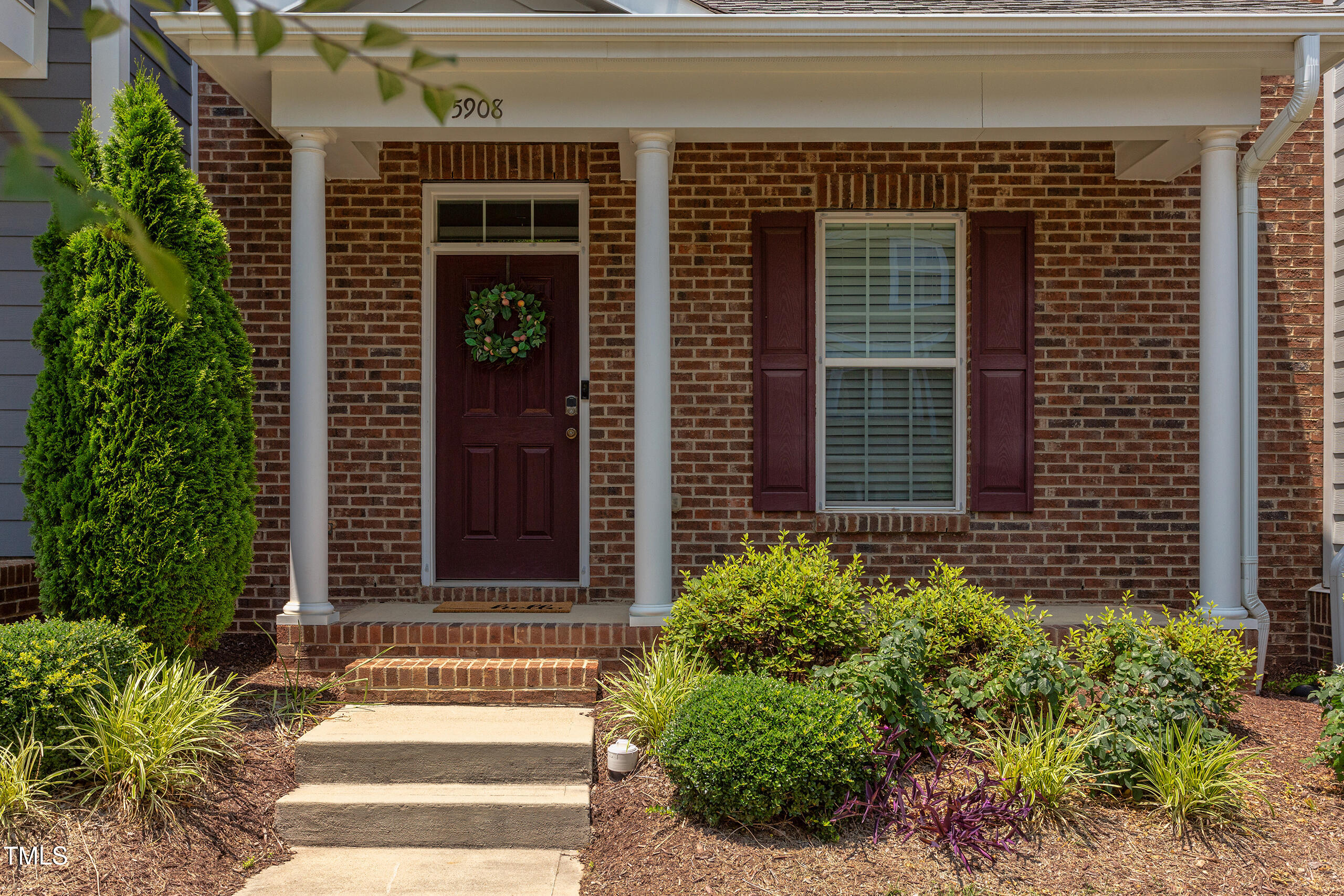 5908 Giddings Street Property Photo 2