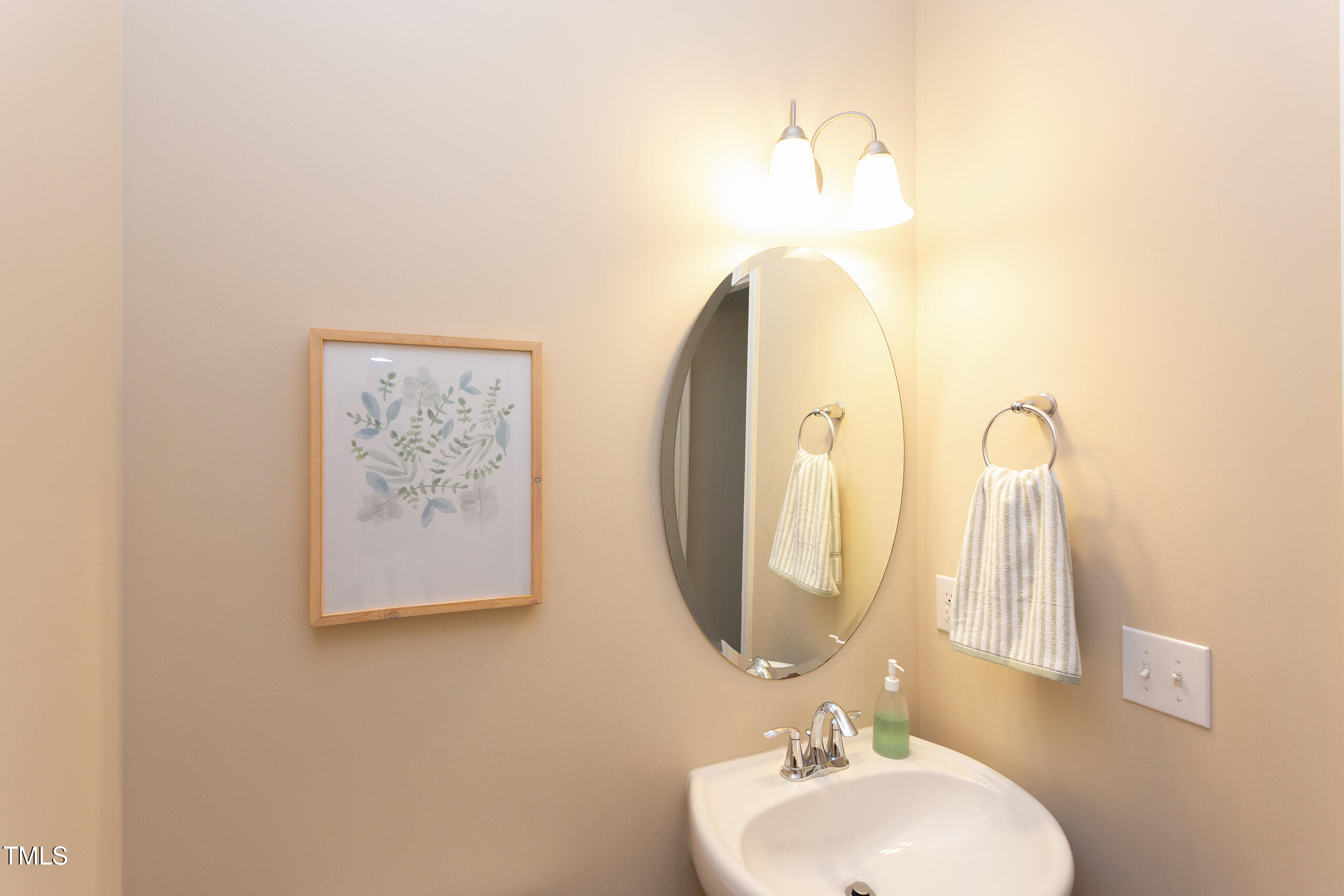 5908 Giddings Street Property Photo 41