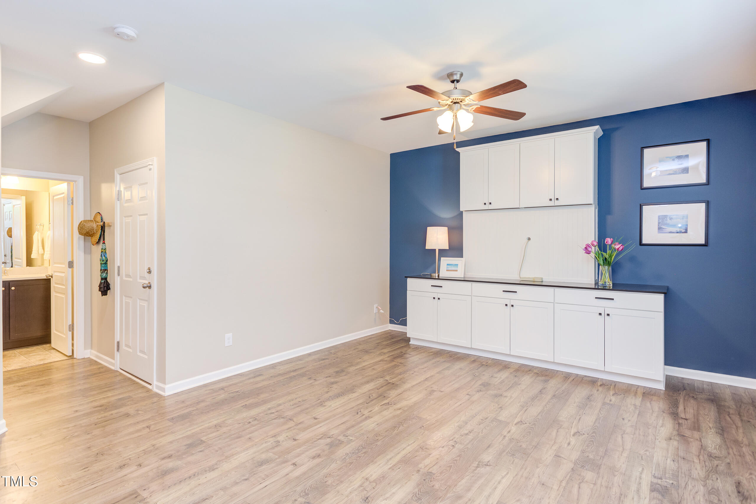 5908 Giddings Street Property Photo 45