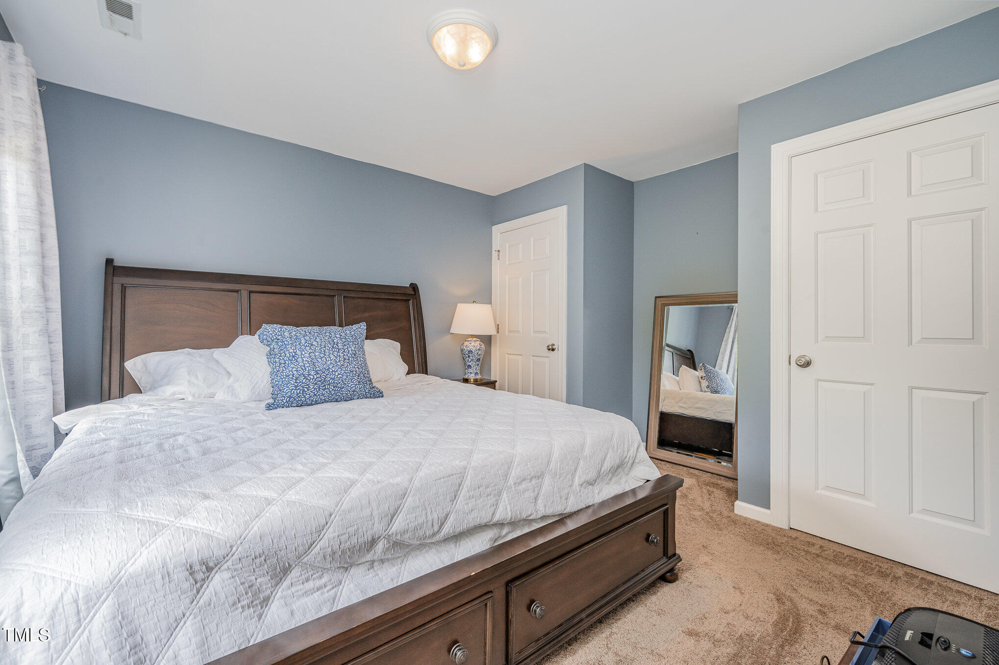 1230 Golden Bluff Lane Property Photo 15