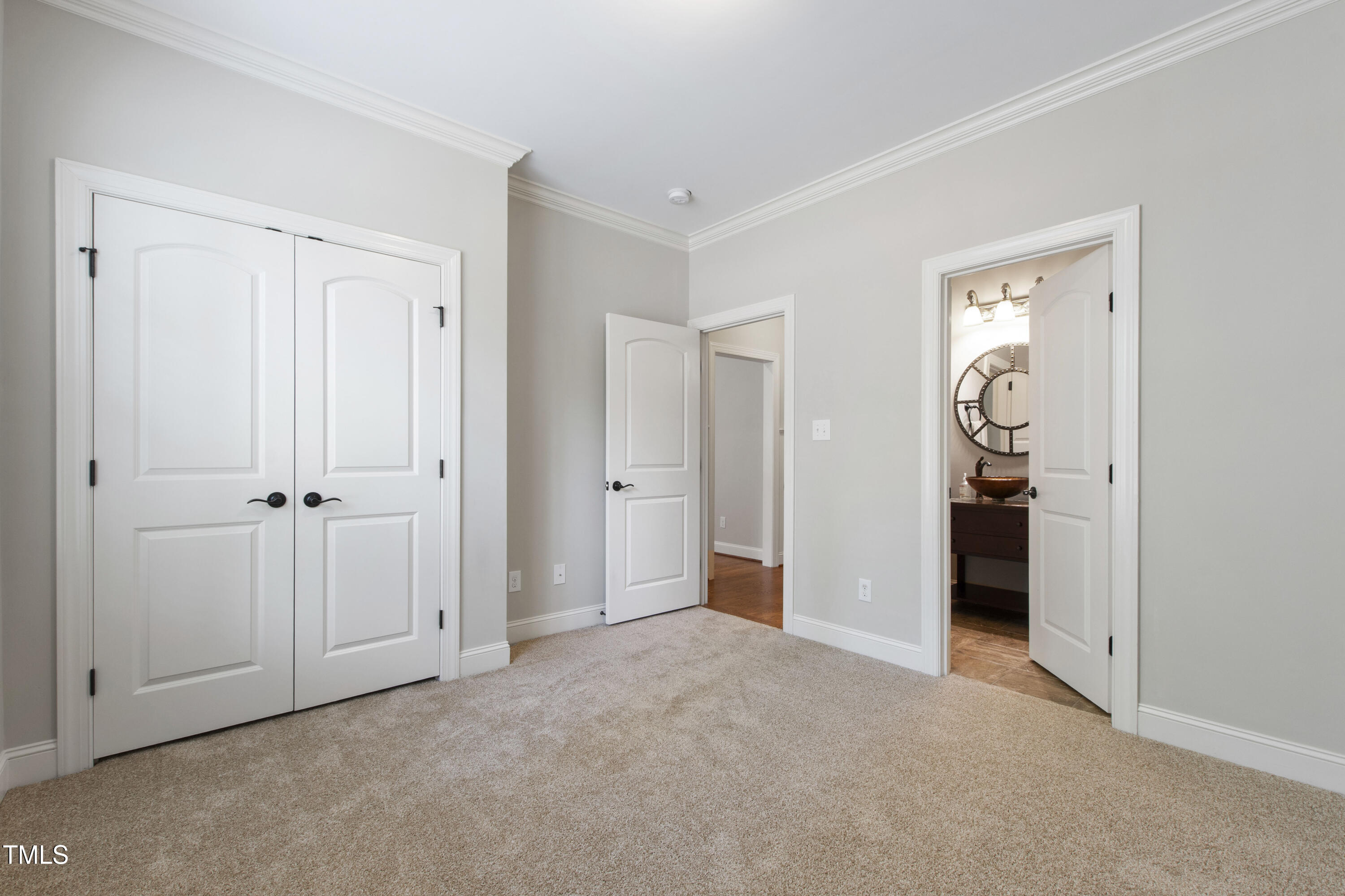 2661 Silver Bend Drive Property Photo 29