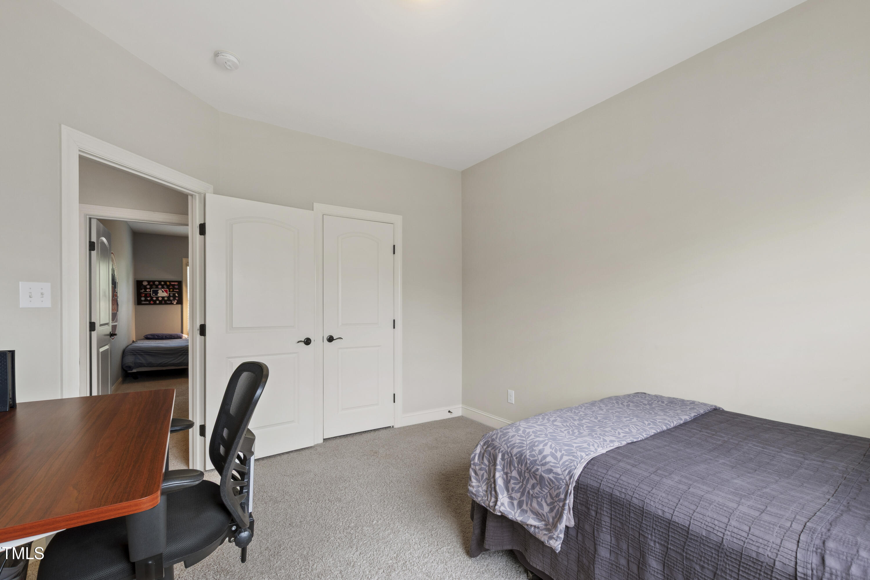 2661 Silver Bend Drive Property Photo 42