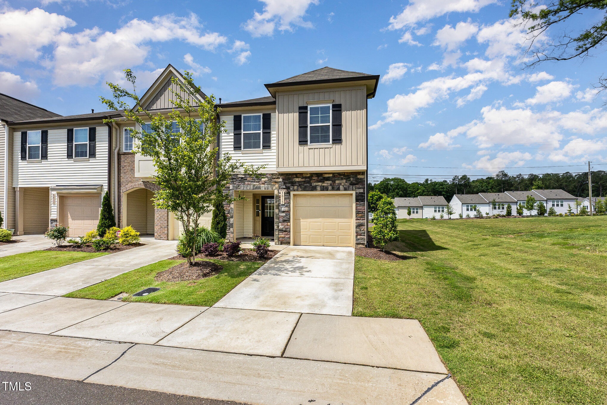 3015 Cypress Lagoon Court Property Photo 1