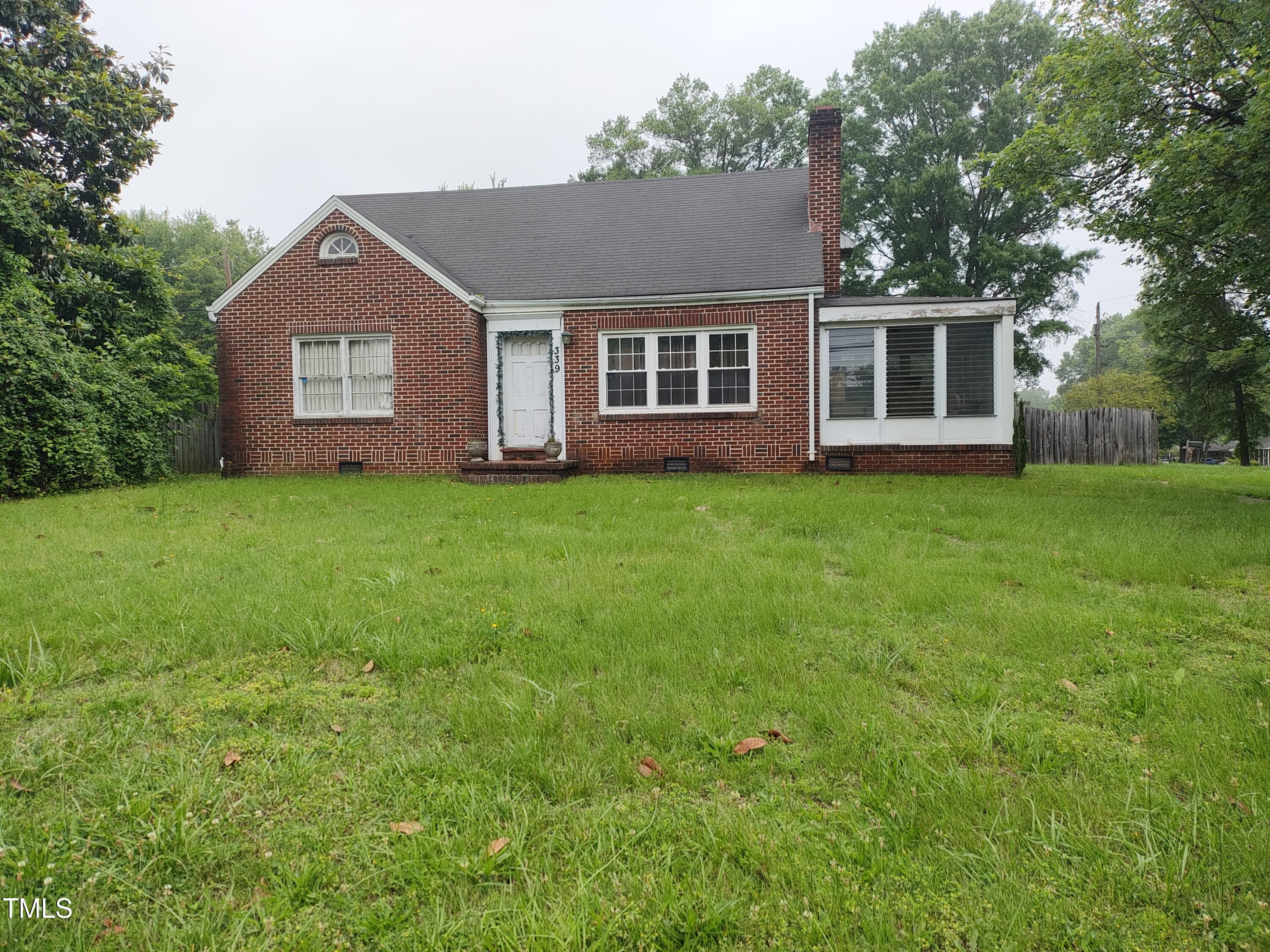 339 E Meadow Road Property Photo 1