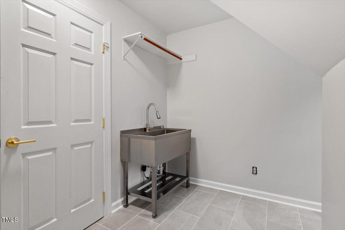 9425 Brimstone Lane Property Photo 31