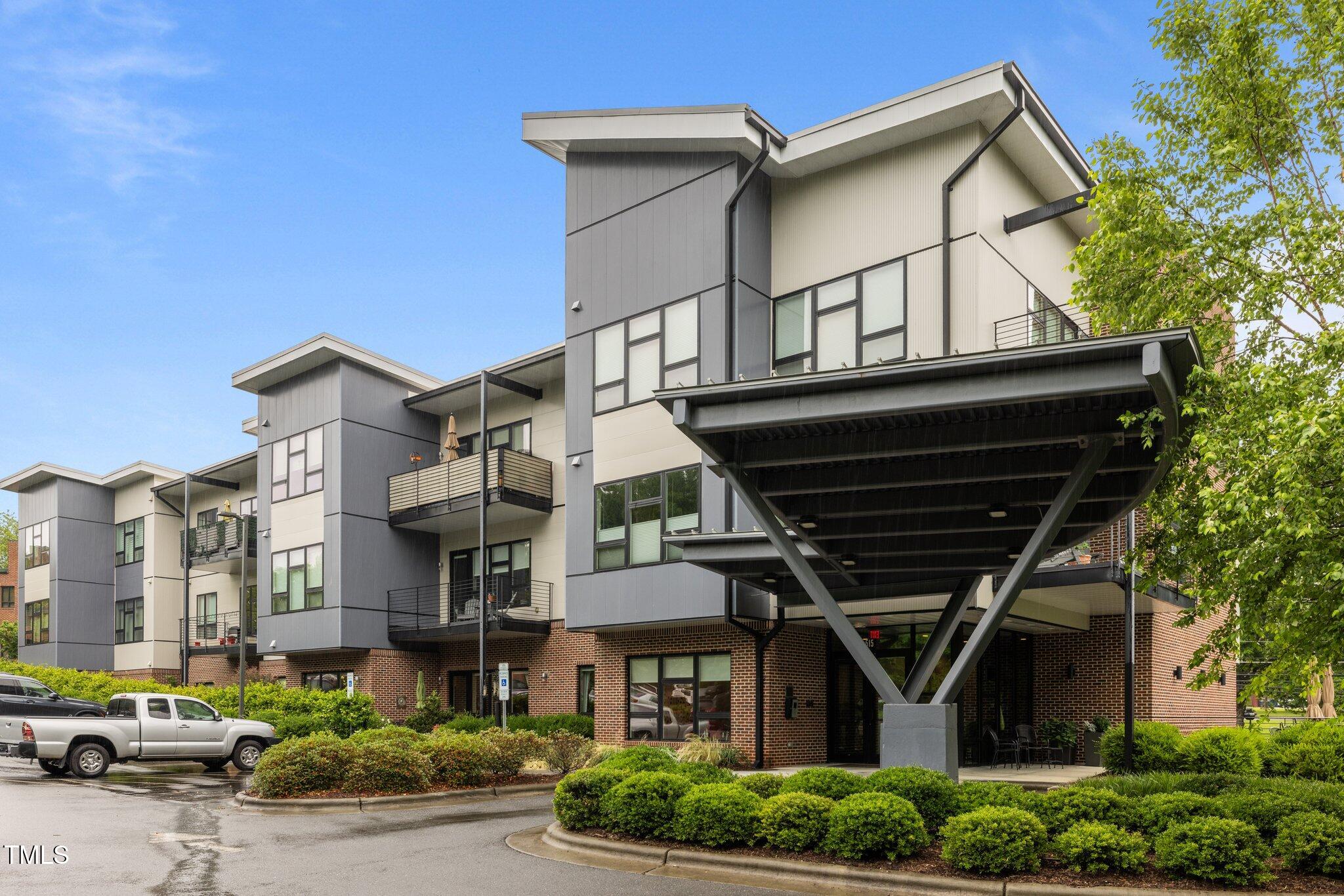 515 N Churton Street # 203