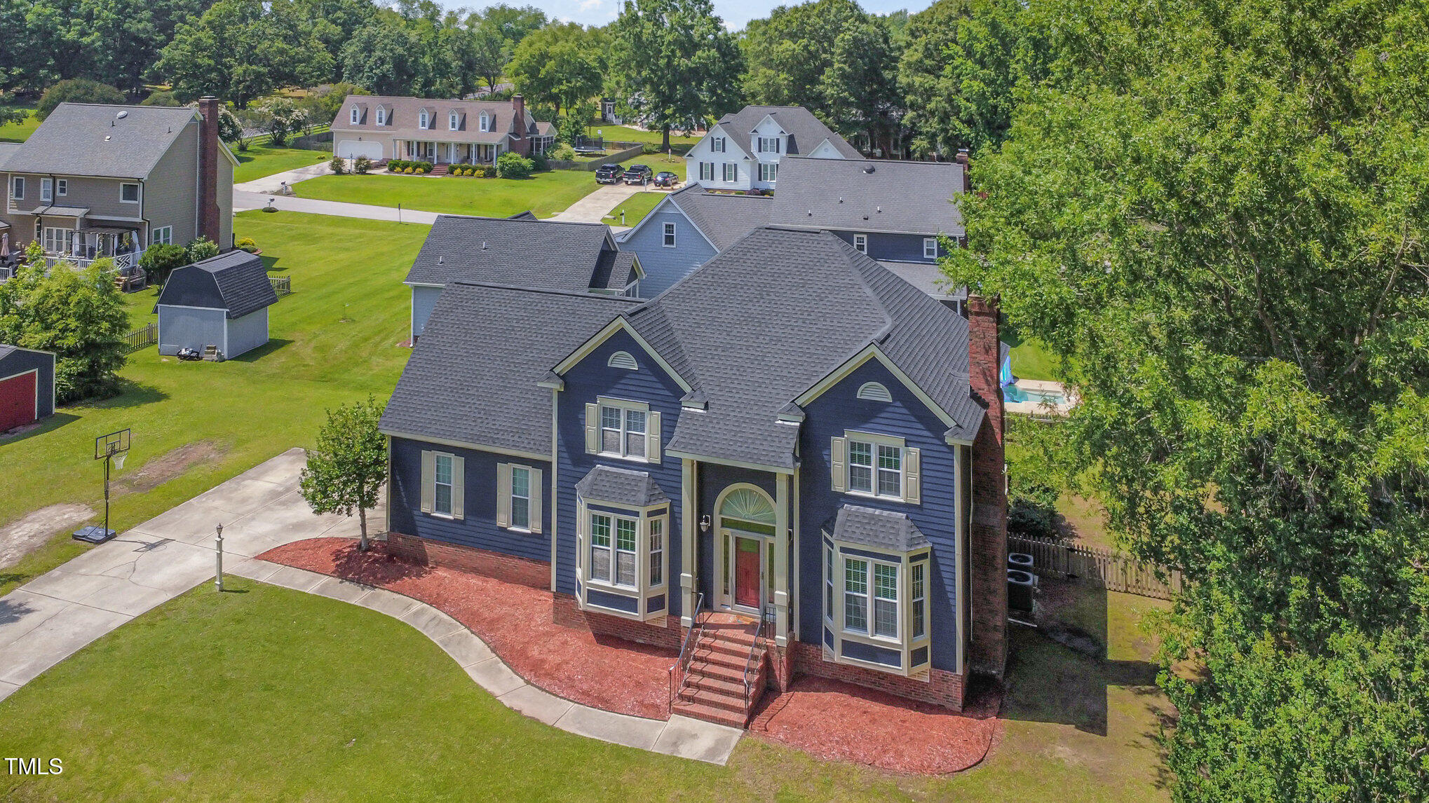 104 Goldleaf Court Property Photo 1