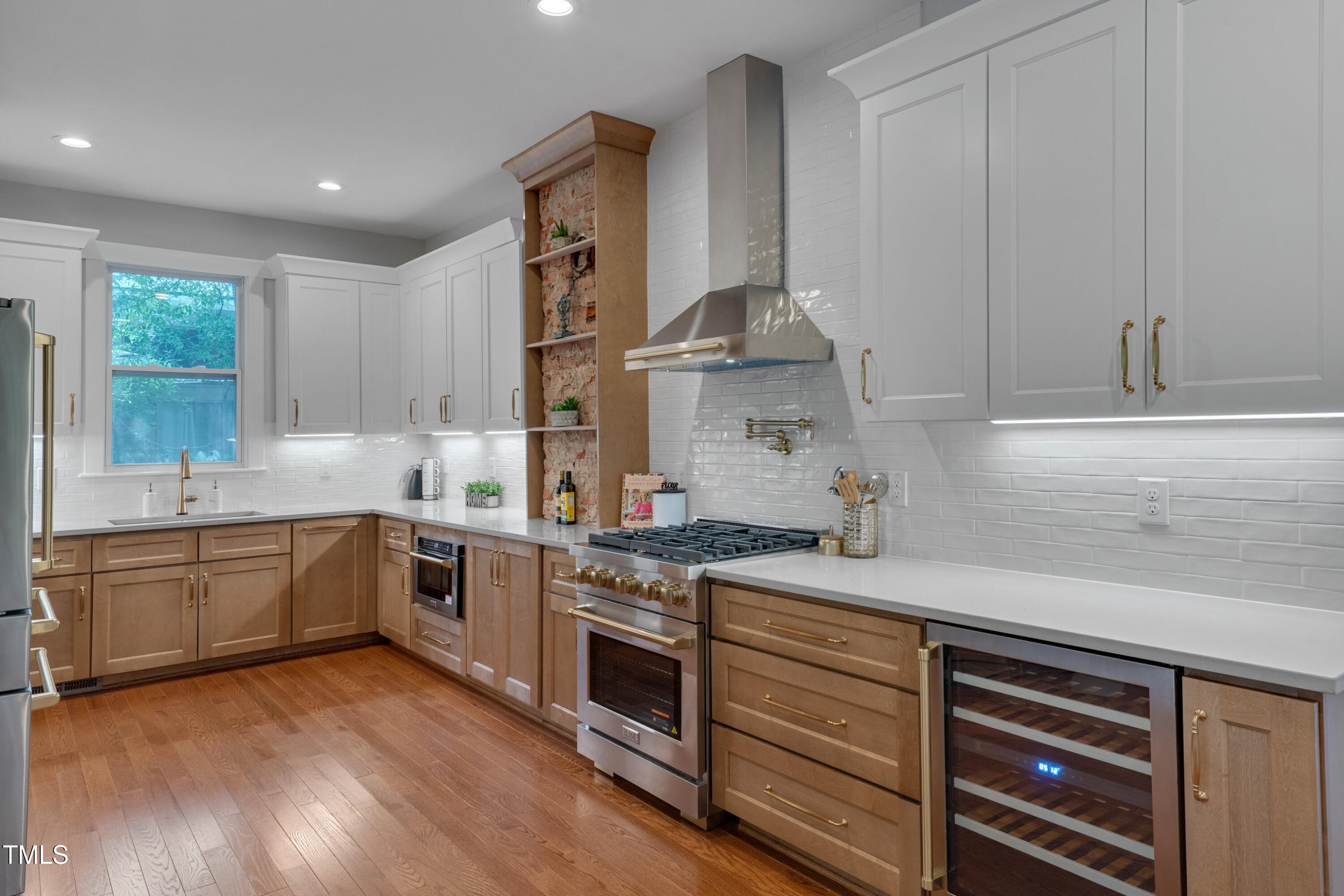 924 W Trinity Avenue Property Photo 12