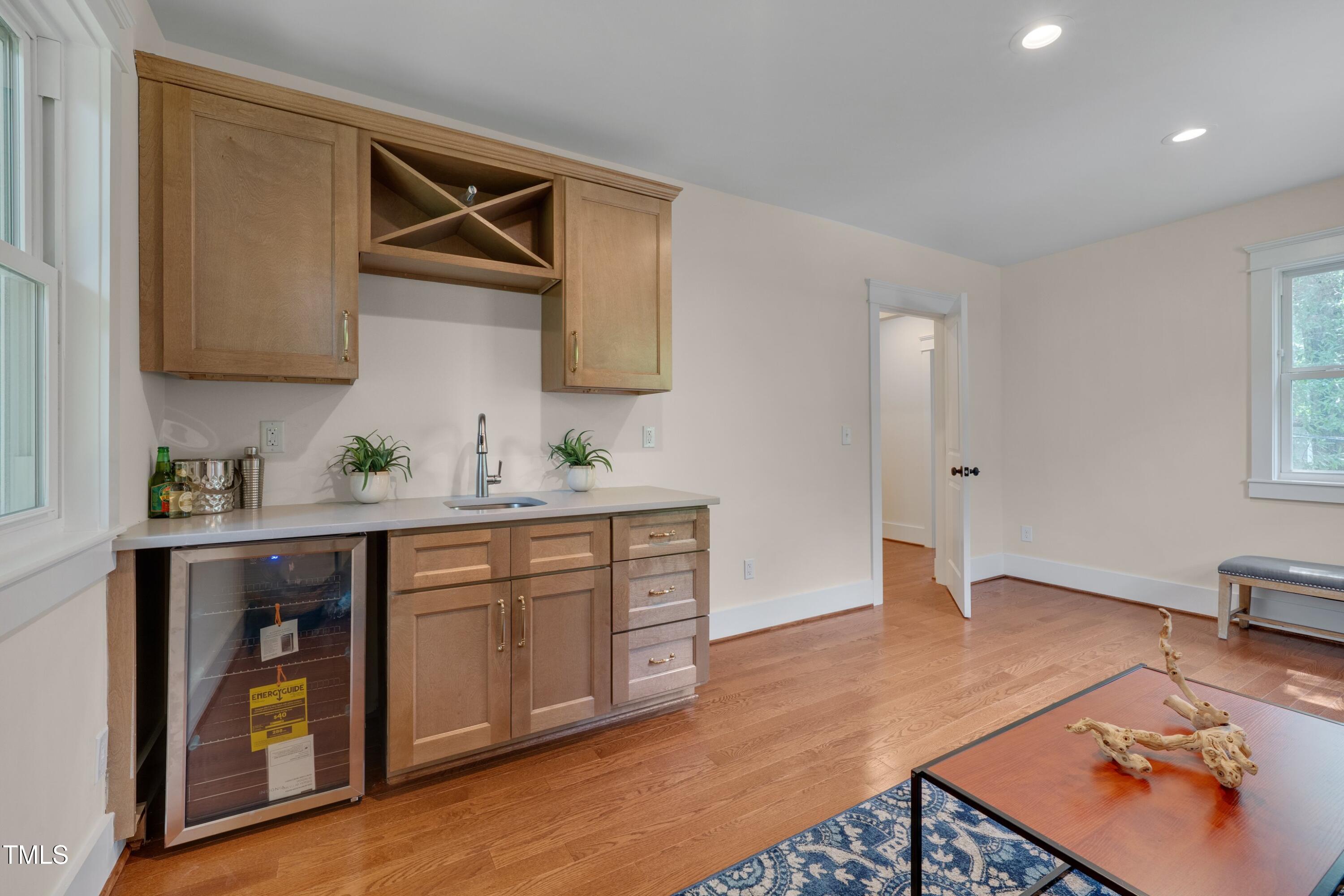 924 W Trinity Avenue Property Photo 25