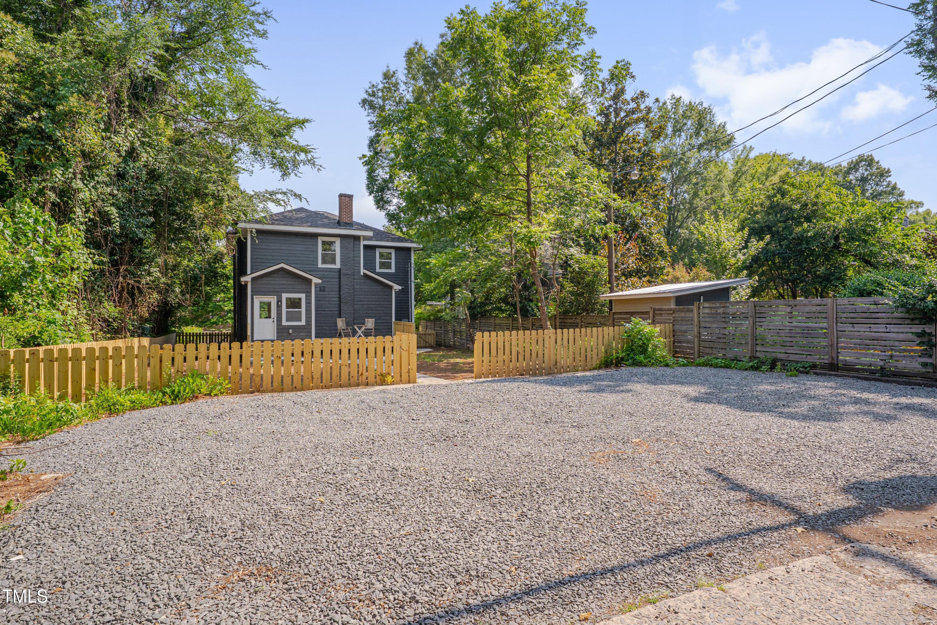 924 W Trinity Avenue Property Photo 39
