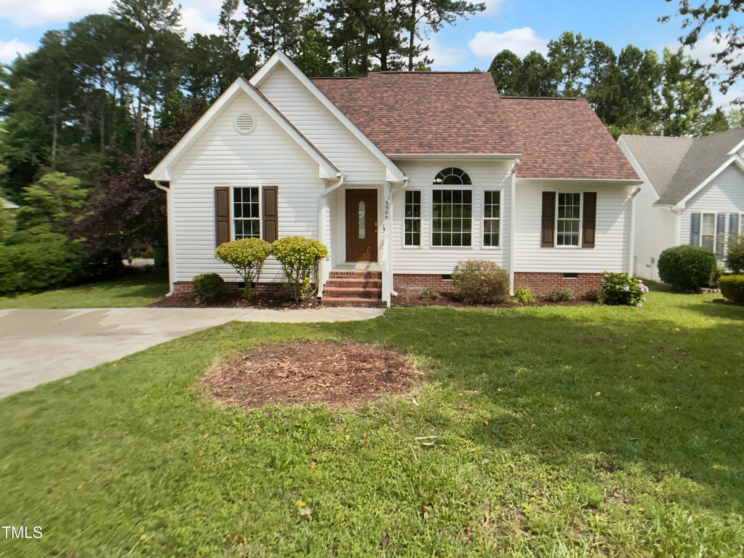 3509 Neptune Drive Property Photo 1