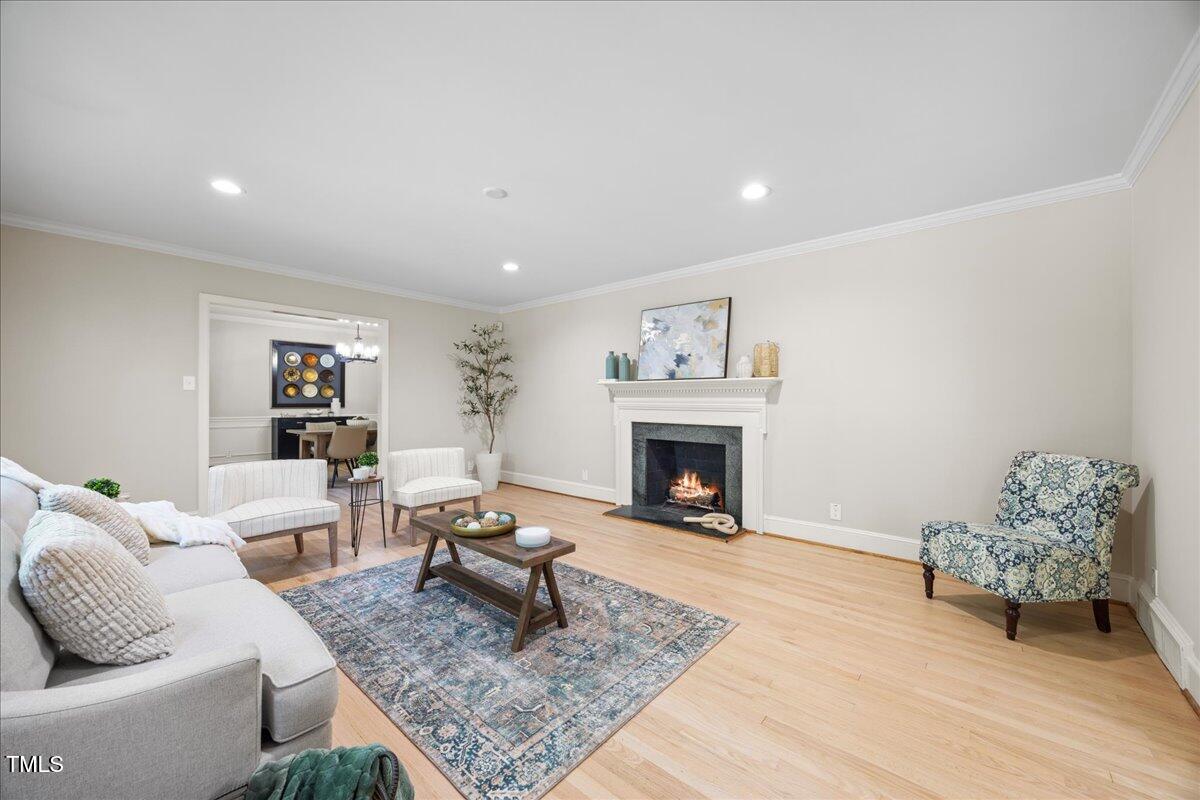800 Camden Avenue Property Photo 4