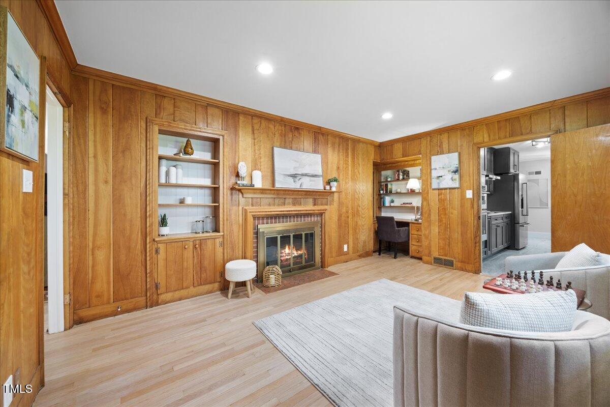 800 Camden Avenue Property Photo 12