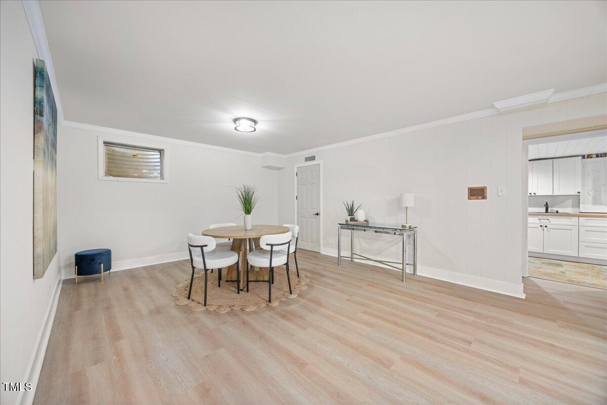 800 Camden Avenue Property Photo 28