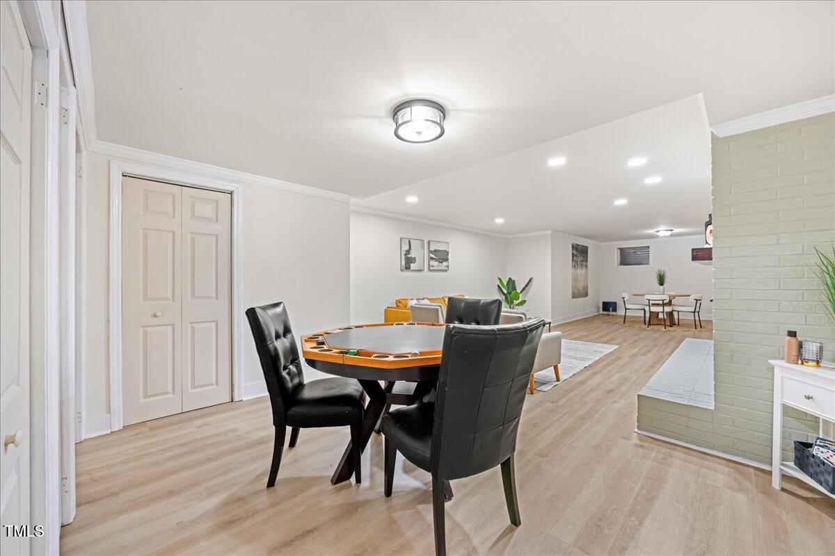 800 Camden Avenue Property Photo 34