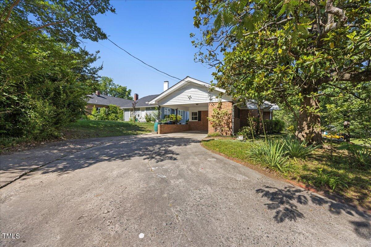800 Camden Avenue Property Photo 40