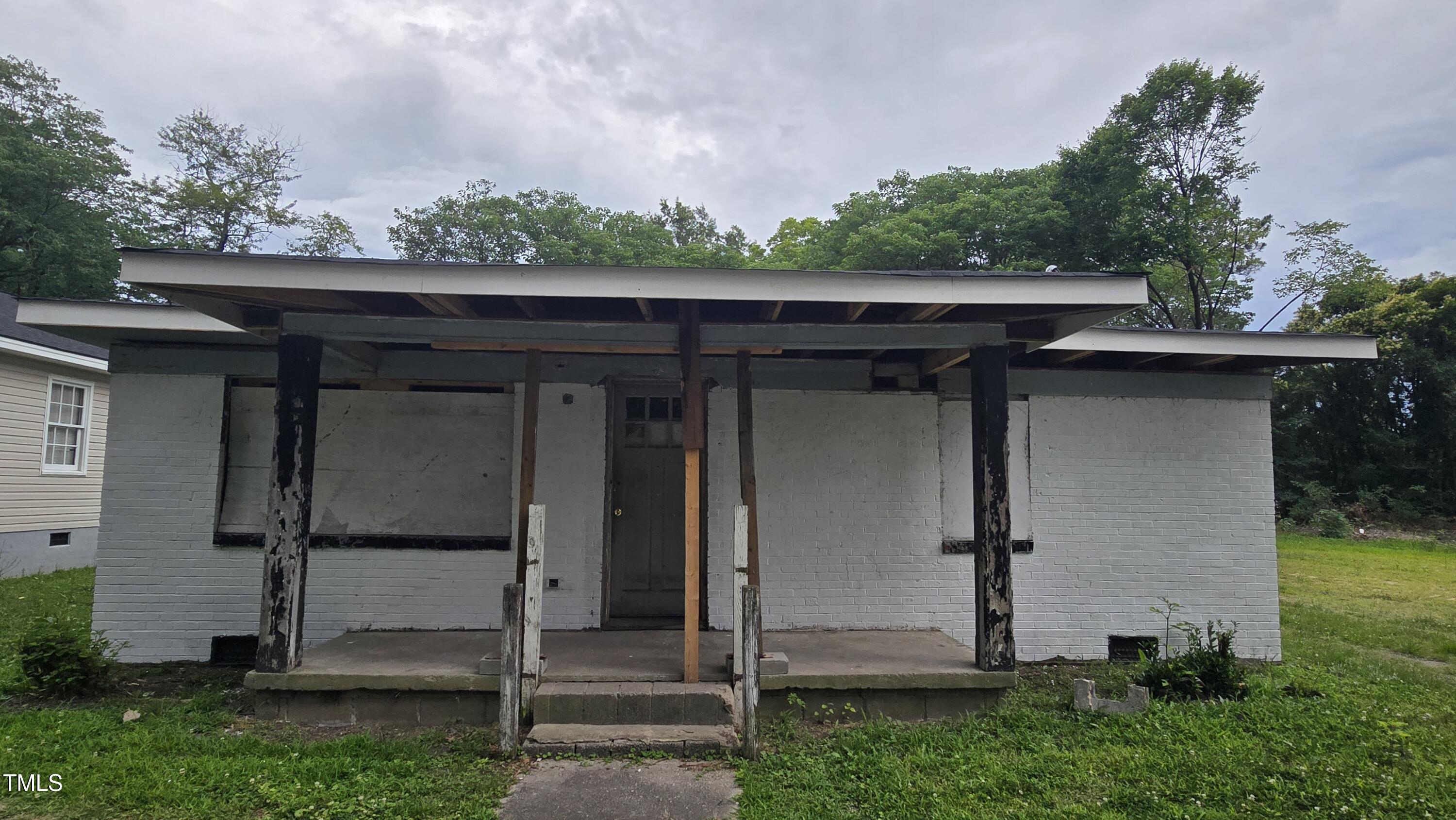 807 Irma Street Se Property Photo 1